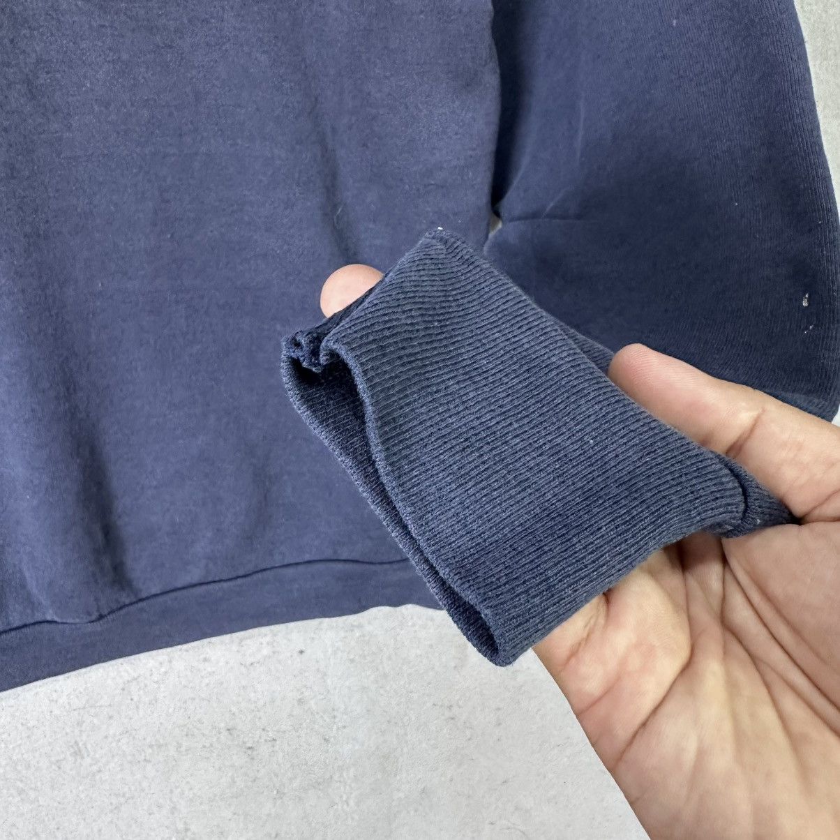 Vintage Vintage 90s USA Made Fruit of the Loom Sweatshirt Size US L / EU 52-54 / 3 - 5 Thumbnail
