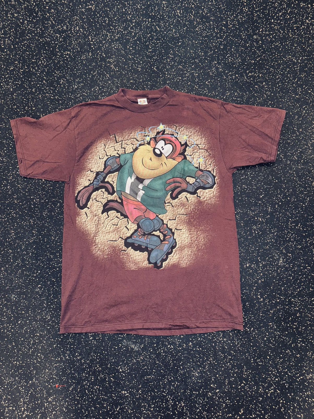 Warner Bros VERY RARE Vintage 1997 Taz Looney Tunes Roller Skate Tee Size US XL / EU 56 / 4 - 1 Thumbnail