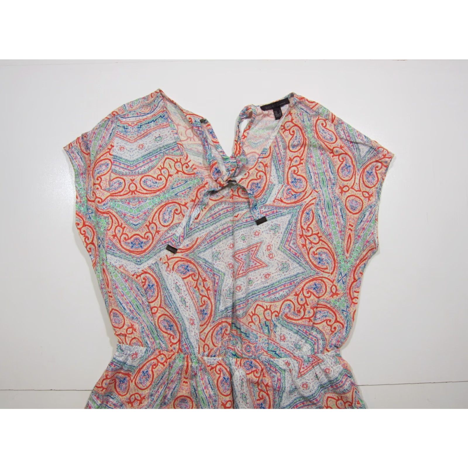 Vintage Violeta Mango 100% Rayon Red Green Paisley Tunic Sheath Shift Sun Dress Women 10 Size L / US 10 / IT 46 - 4 Thumbnail