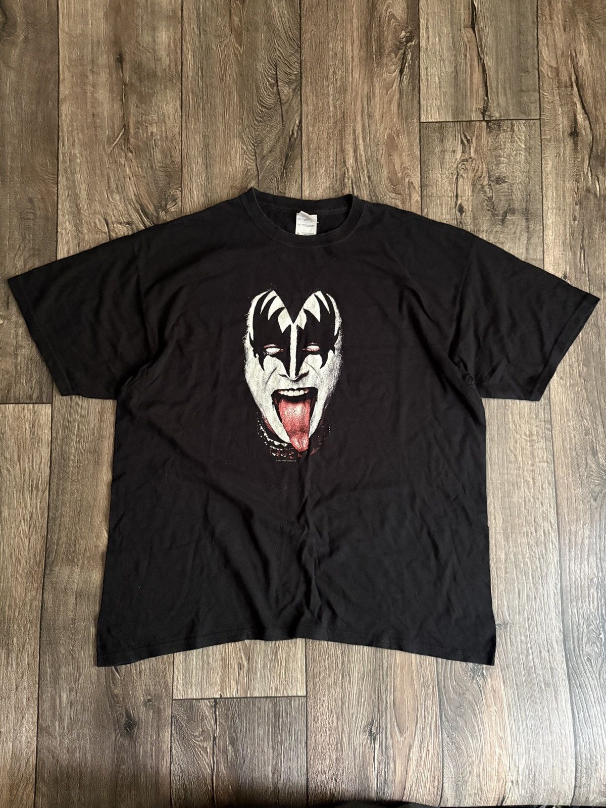 KISS 2002 Vintage Kiss Gene Simmons The Demon Graphic Rock Shirt Size US XL / EU 56 / 4 - 1 Thumbnail