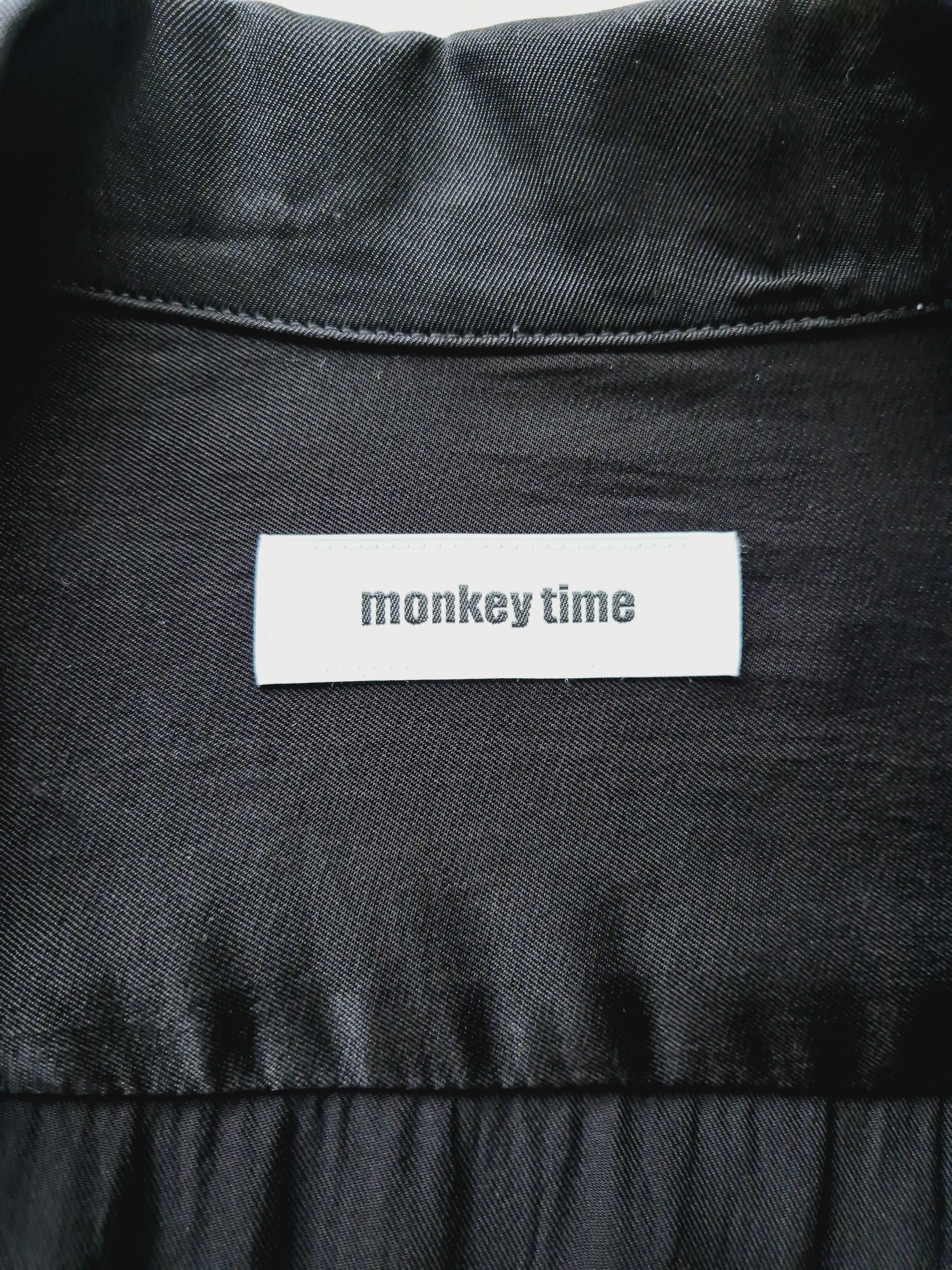 Monkey Time Contrast Pick Stitched Shirt