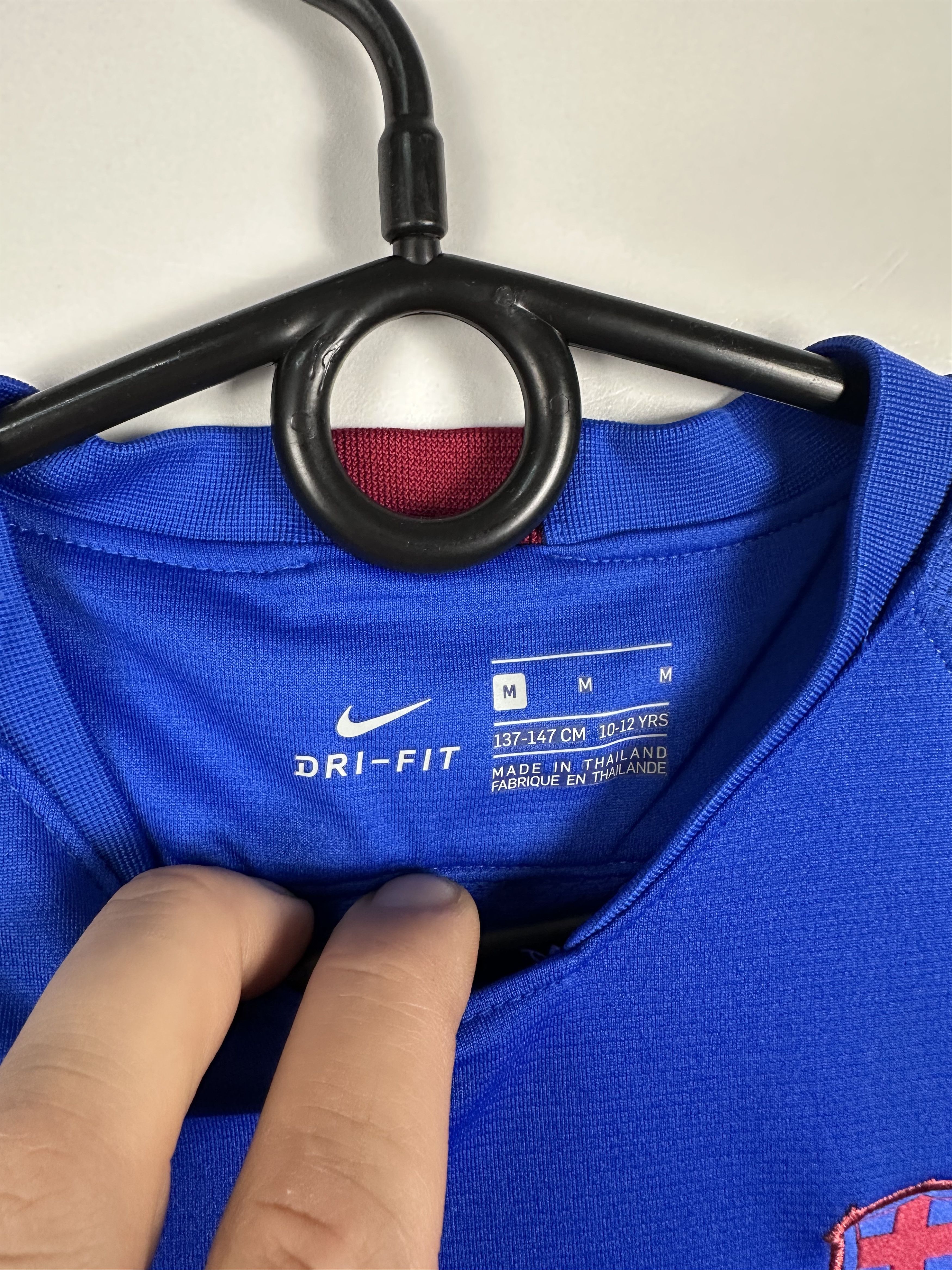 Nike BARCELONA 2019 2020 Football Shirt Jersey Nike Youth Size M Size US XXS / EU 40 - 6 Thumbnail