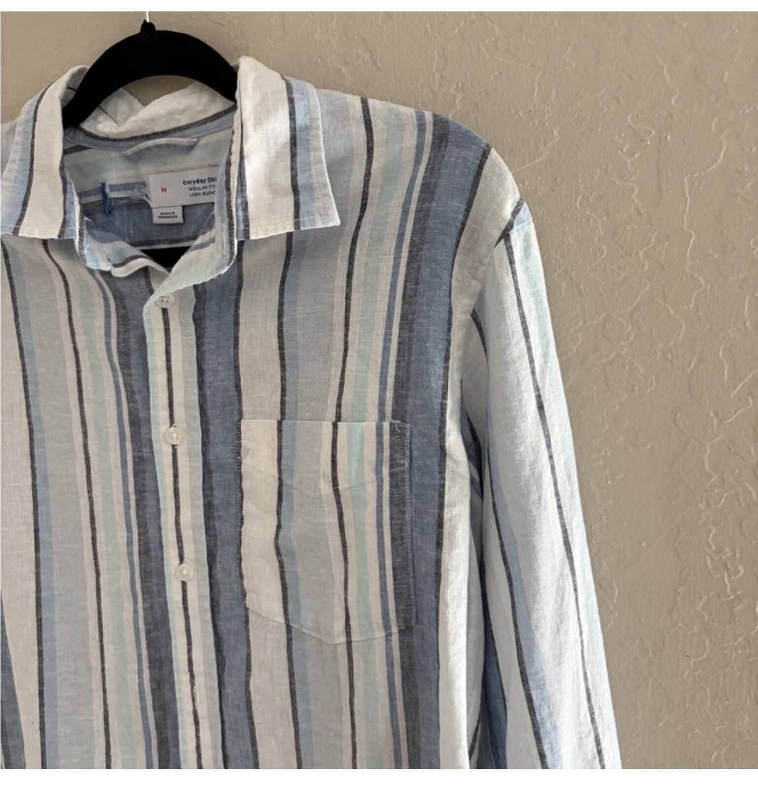 Old Navy Old Navy Blue and White Striped Button Down Shirt Size M / US 6-8 / IT 42-44 - 2 Thumbnail