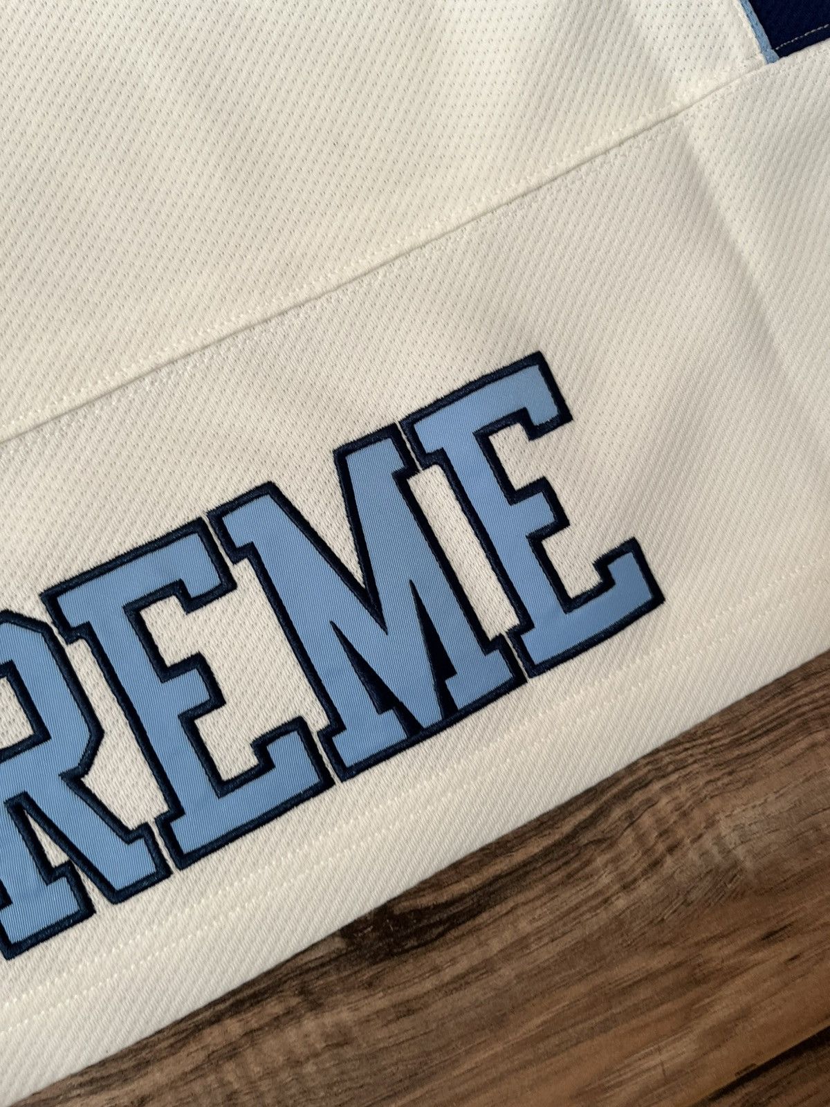 Mitchell & Ness × NCAA × Supreme Supreme Mitchell & Ness NCAA Hockey Jersey Size US XL / EU 56 / 4 - 20 Thumbnail