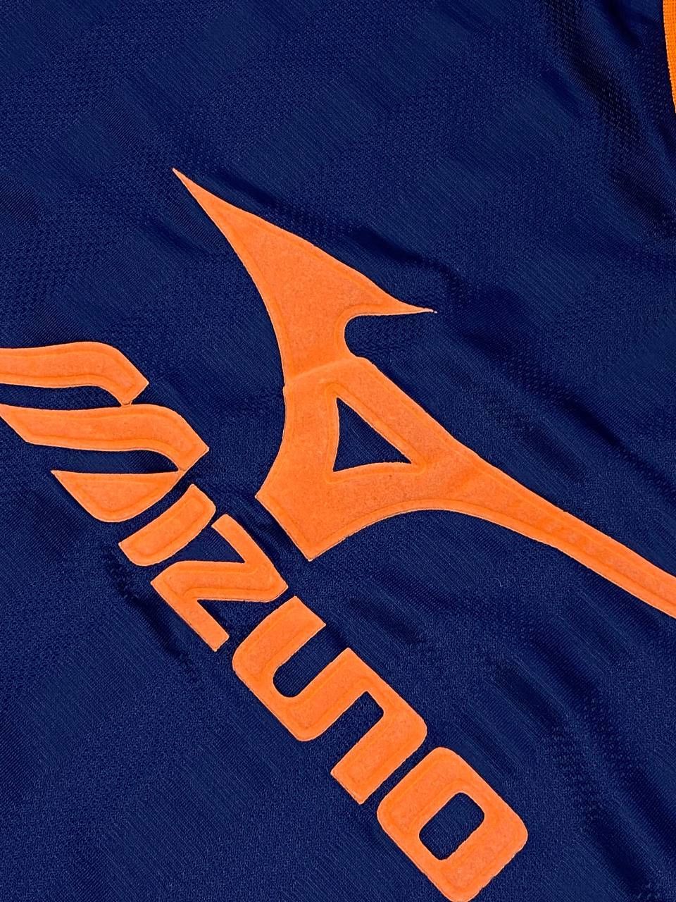 Mizuno Vintage Mizuno 90s Big Logo V-Neck Jersey T-Shirt Size US M / EU 48-50 / 2 - 7 Thumbnail
