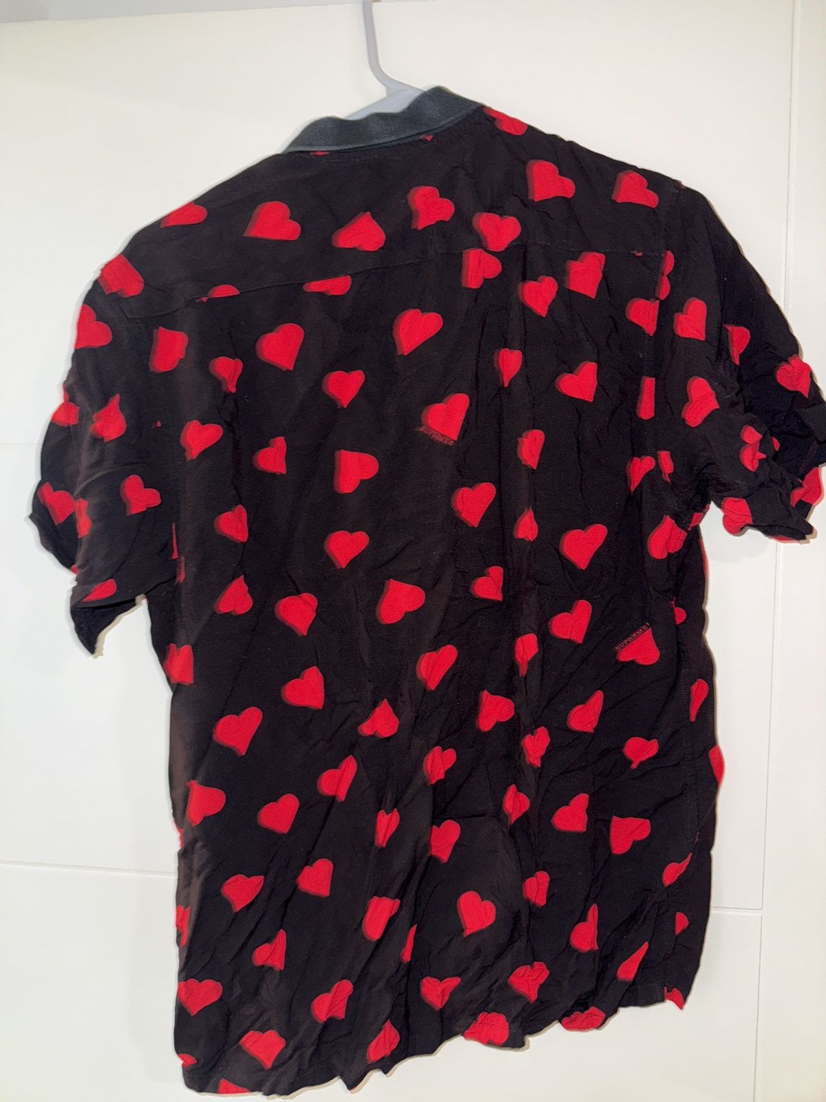 Supreme SUPREME SS17 HEARTS RAYON BUTTON UP Size US M / EU 48-50 / 2 - 2 Thumbnail