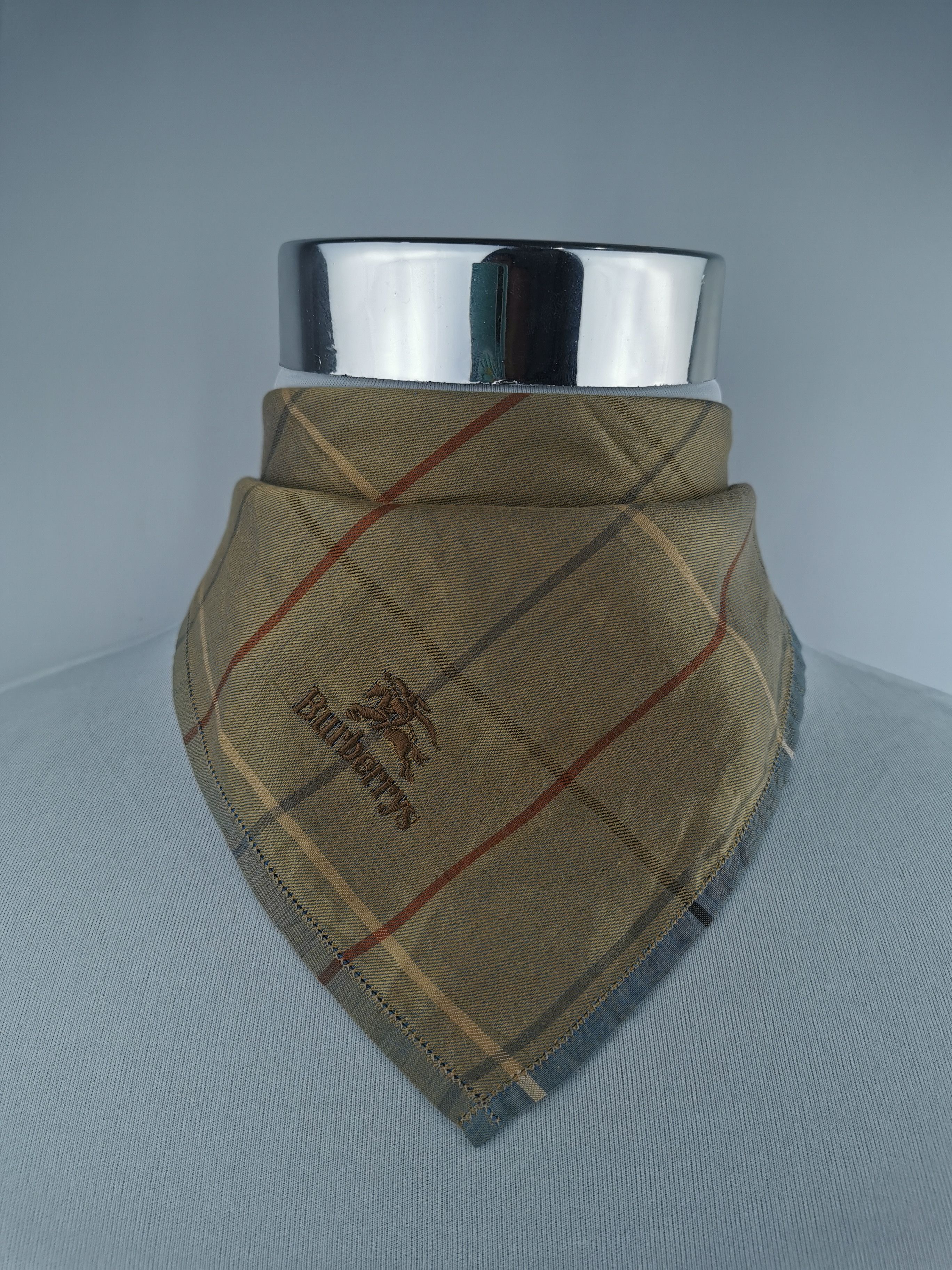 Burberry × Vintage Burberry handkerchief / bandana / neckerchief Size ONE SIZE - 1 Thumbnail