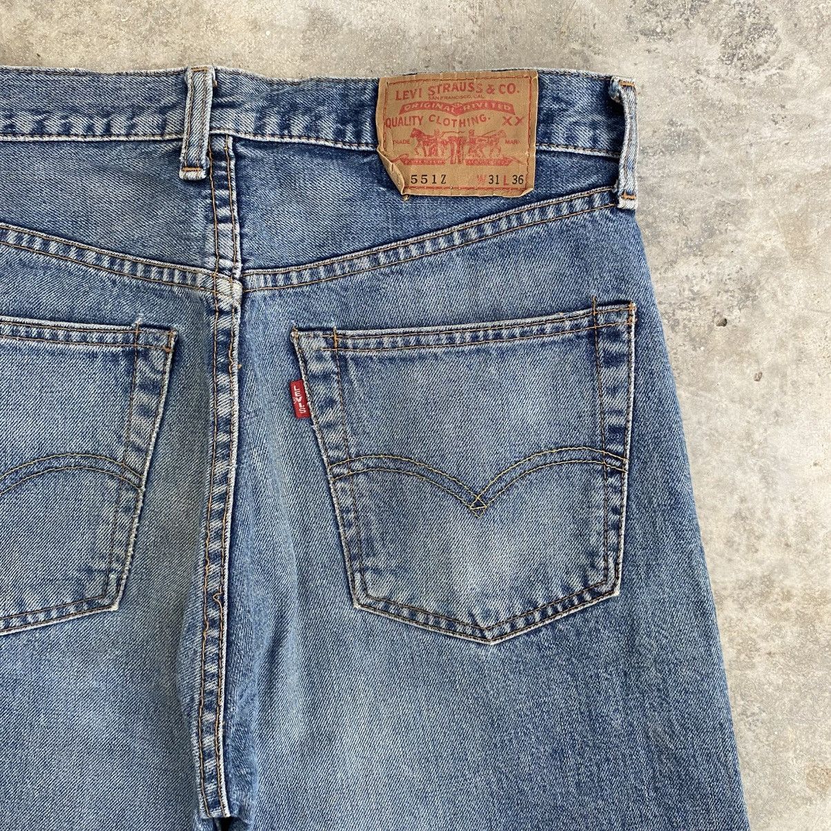 Levi's Vintage Levis 551ZXX Big E Faded Blue Selvedge LVC Jeans Size US 30 / EU 46 - 15 Thumbnail