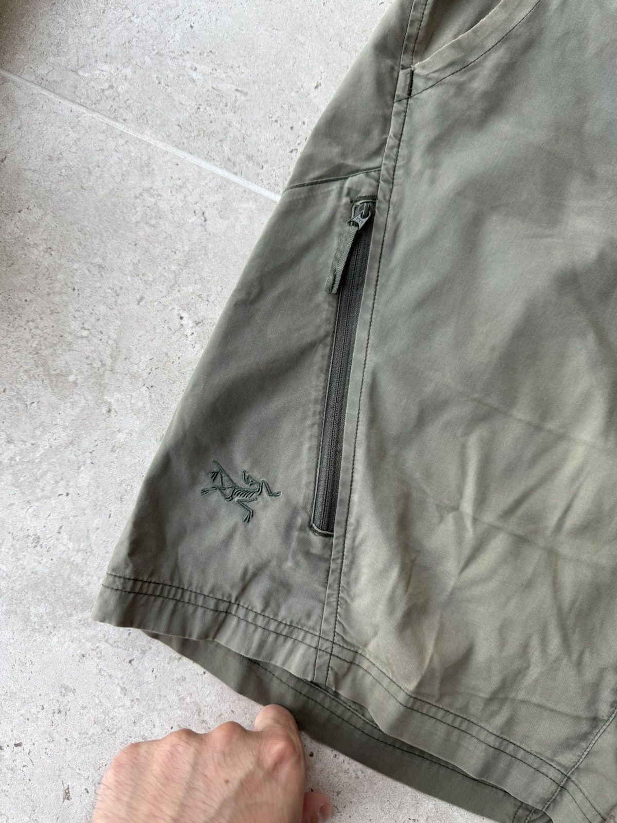 Arc'teryx Arcteryx Stowe Cargo Shorts Size US 34 / EU 50 - 3 Thumbnail