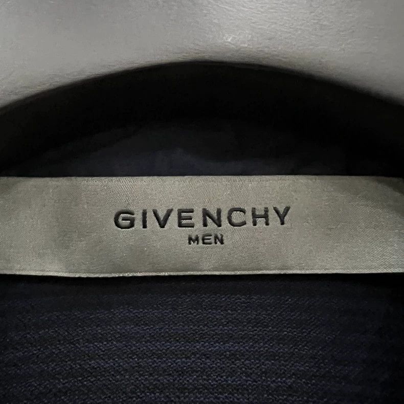 Givenchy Givenchy Navy Blue Patchwork Embroidered Polo Long Sleeve, Size US L / EU 52-54 / 3 - 3 Thumbnail