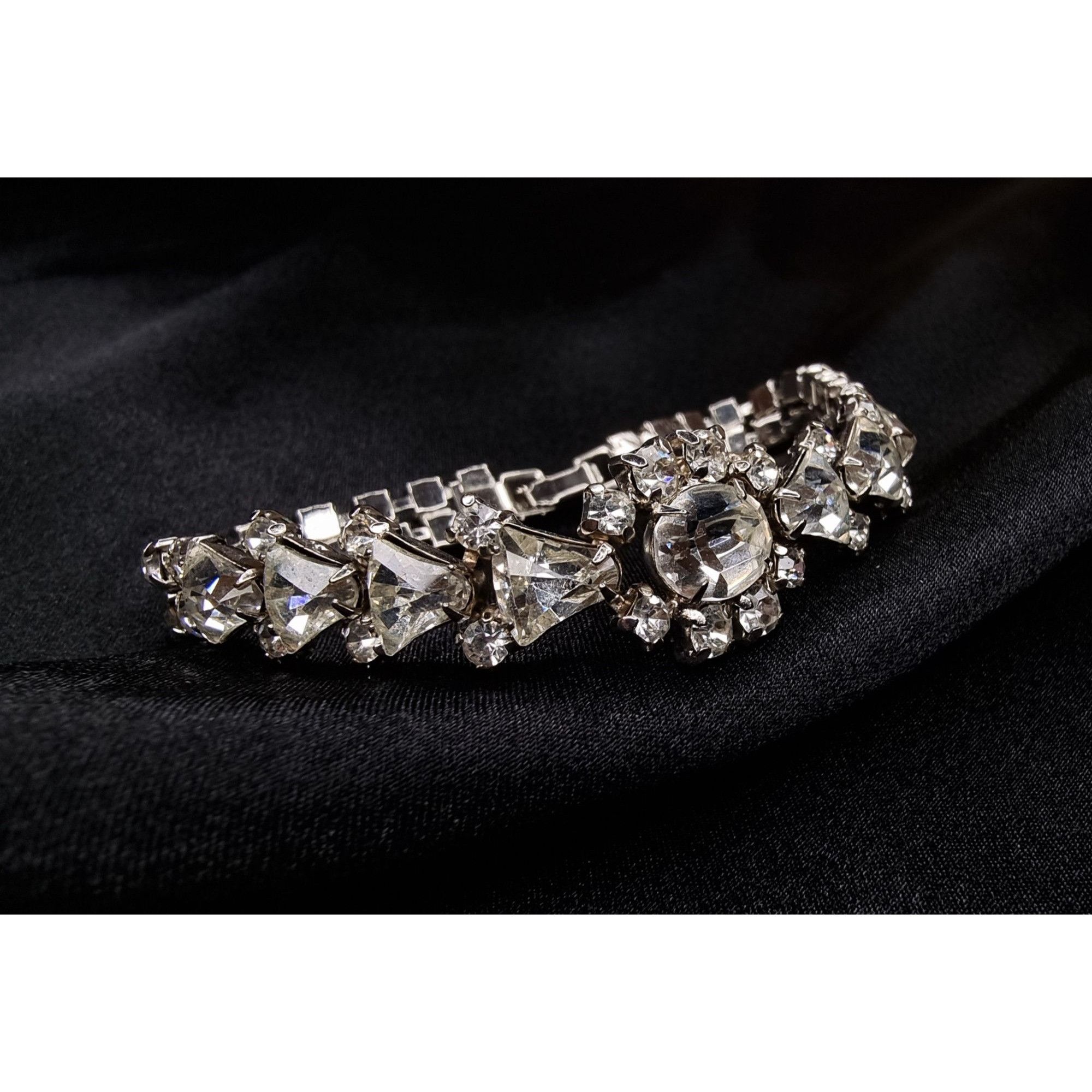 Vintage Vintage 1960s-1970s Rhinestone Bracelet With Triangular & Ro Size ONE SIZE - 3 Thumbnail
