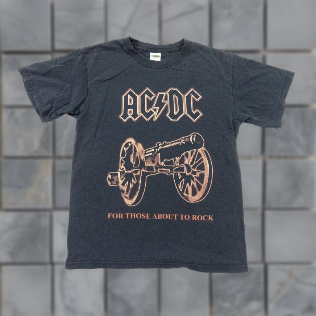 Anvil VINTAGE AC/DC Shirt Mens Medium Black Rock Band Tee Adult Sized M Cotton Knit Short Sleeve Crew Neck Logo Graphic 1980s 90s Mens Size US M / EU 48-50 / 2 - 1 Thumbnail