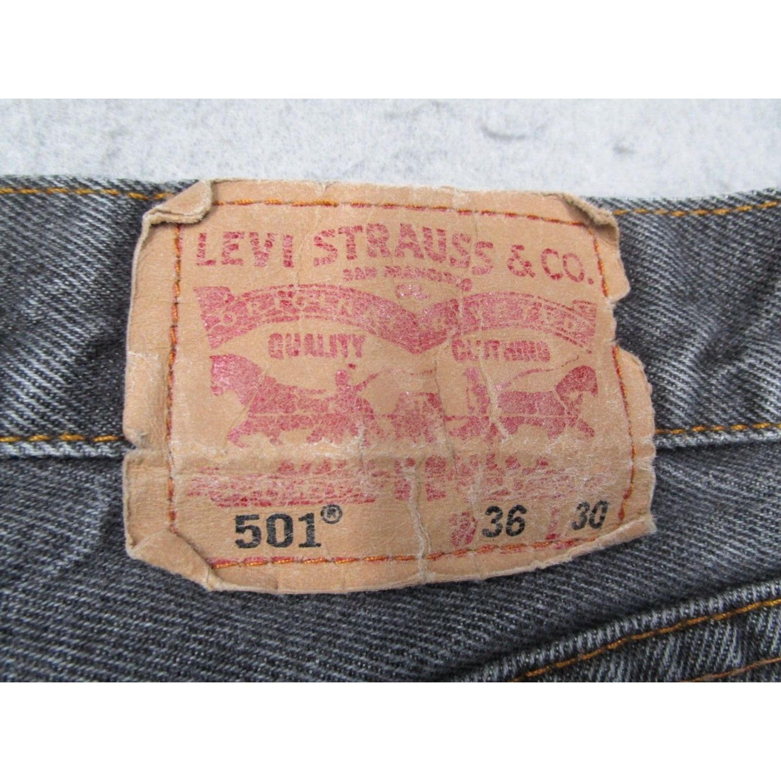 Levi's Levi's 501 Jeans Mens 36 Gray Straight Button Fly Denim Made in USA 36x30 Vintage Size US 36 / EU 52 - 7 Thumbnail