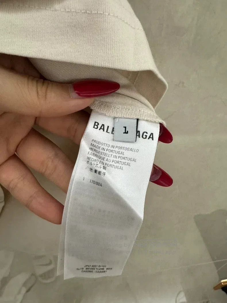 Balenciaga Balenciaga Back Letter Short Sleeve T. Size US S / EU 44-46 / 1 - 4 Thumbnail