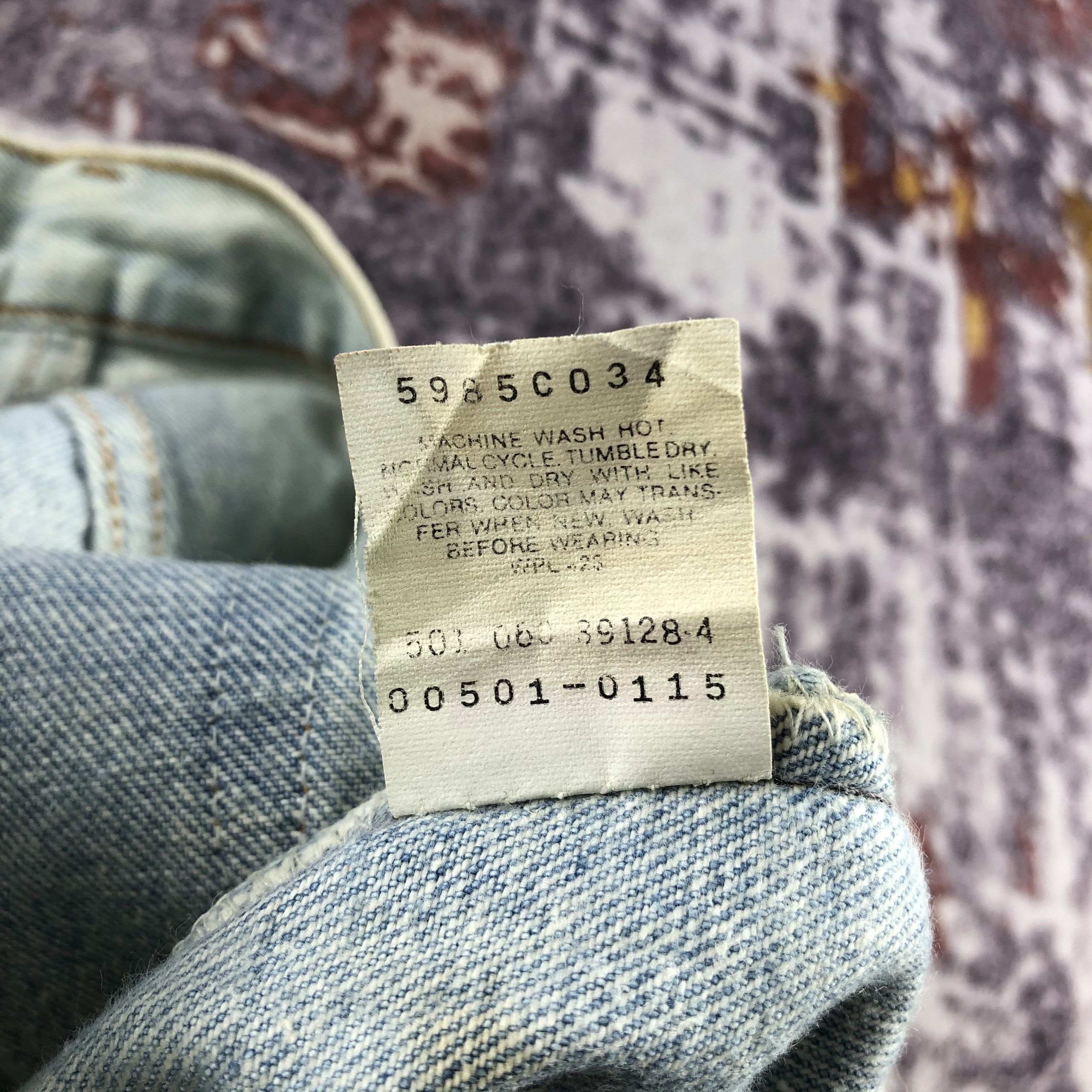 Levi's Vintage 90s Light Wash Levis 501 Jeans-JM3029 Size US 33 - 11 Thumbnail