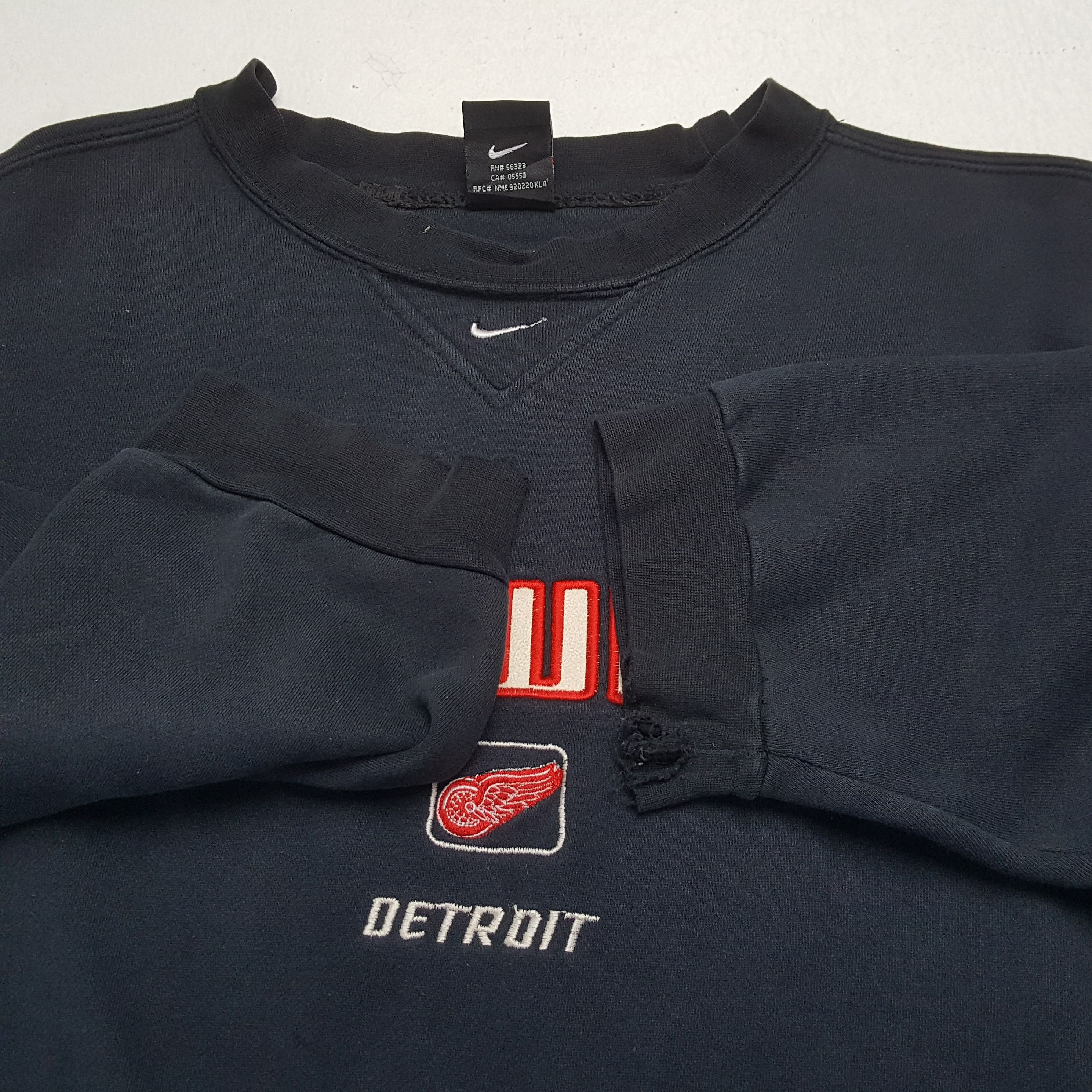NHL × Nike × Vintage Vintage NIKE DETROIT RED WINGS Hockey Ice Team Sweatshirts Size US XL / EU 56 / 4 - 8 Thumbnail