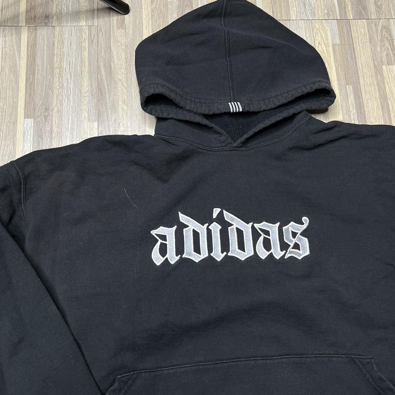 Adidas × Streetwear × Vintage RARE Vintage 2000s Adidas Old