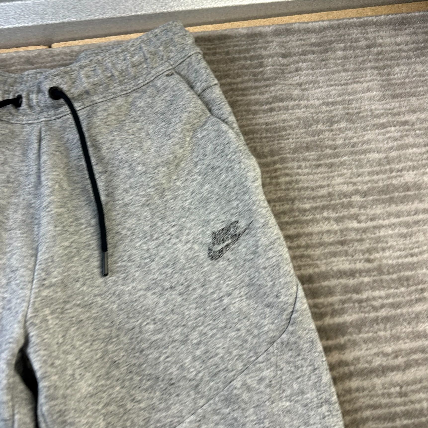 Nike Nike Tech Fleece Pants Joggers Slim Cross Training Gym & Running Black? Gray? (Need to stick to original words only) Size US 29 - 4 Thumbnail