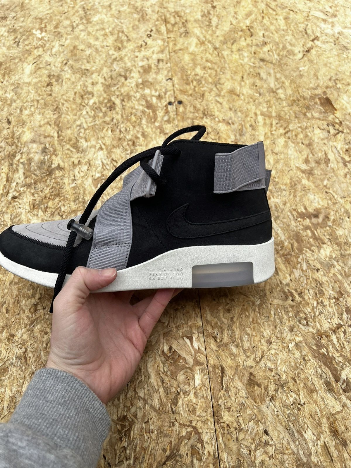 Fear of God × Nike Nike Fear of God Raid Size US 10 / EU 43 - 4 Thumbnail