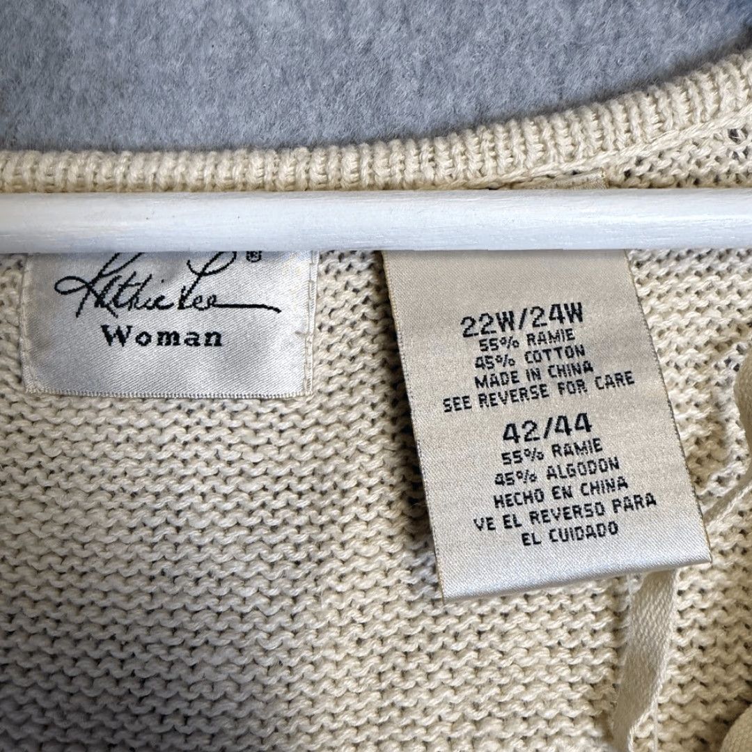 Lee VINTAGE Kathie Lee Women Plus 22/24W Embroidered Knit Cardigan Vest Sleeveless Tan Knit Sweater Ladies / Girls? Size 3XL / US 20-22 - 2 Thumbnail