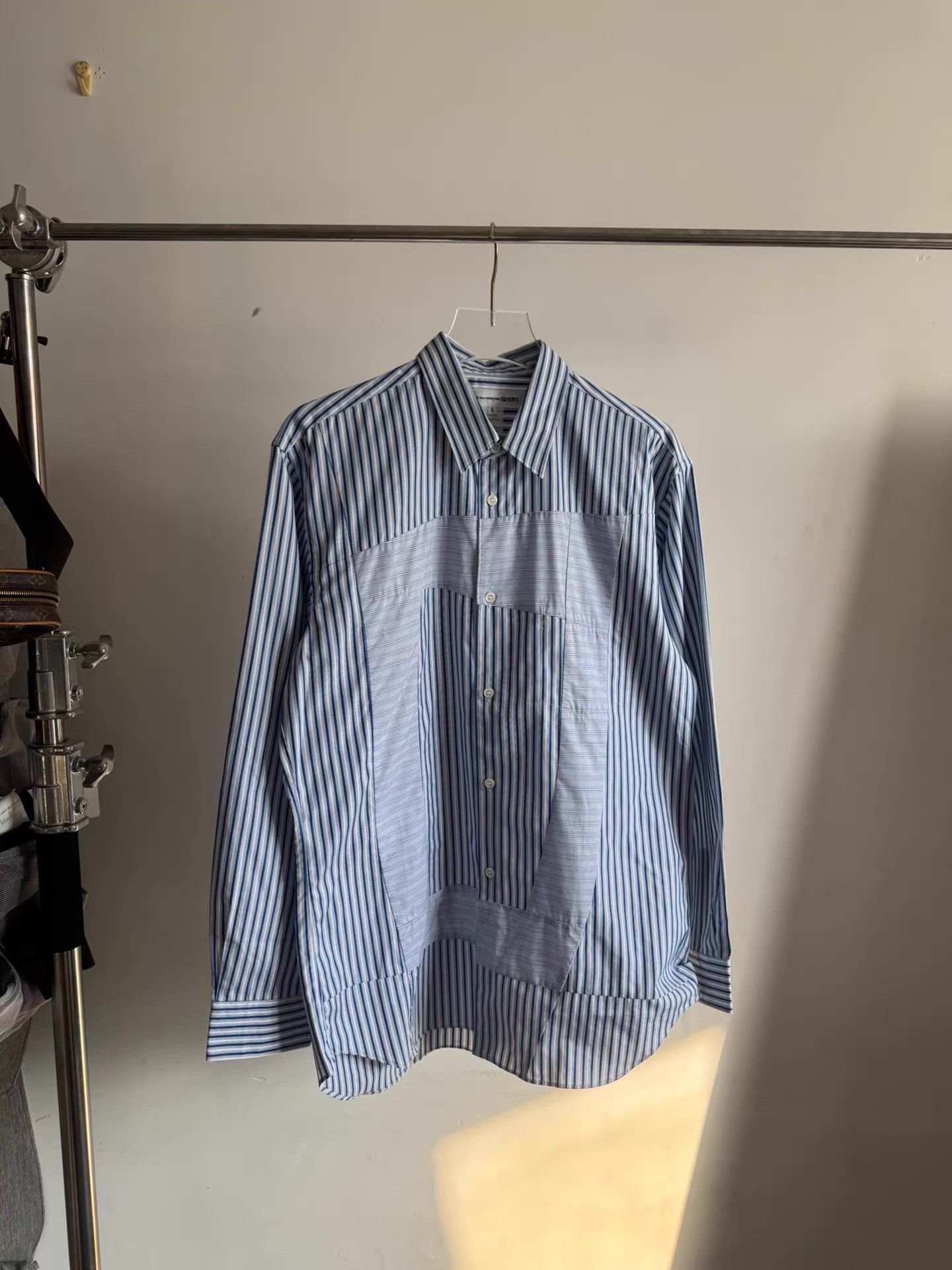 Comme des Garcons COMME des GARÇONS SHIRT Striped Panel Shirt Q17 Size US M / EU 48-50 / 2 - 1 Thumbnail