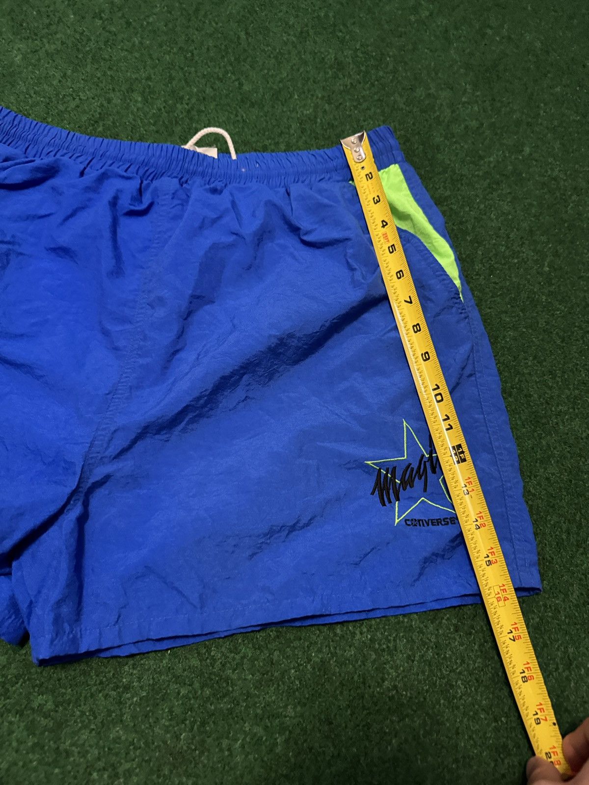 Converse Vintage 80s 90s Converse Magic Johnson Nylon Retro Shorts Size US 34 / EU 50 - 11 Thumbnail