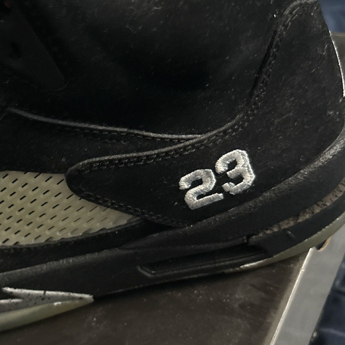 Jordan Brand Jordan 5 metallic 2011 Size US 11 / EU 44 - 2 Thumbnail