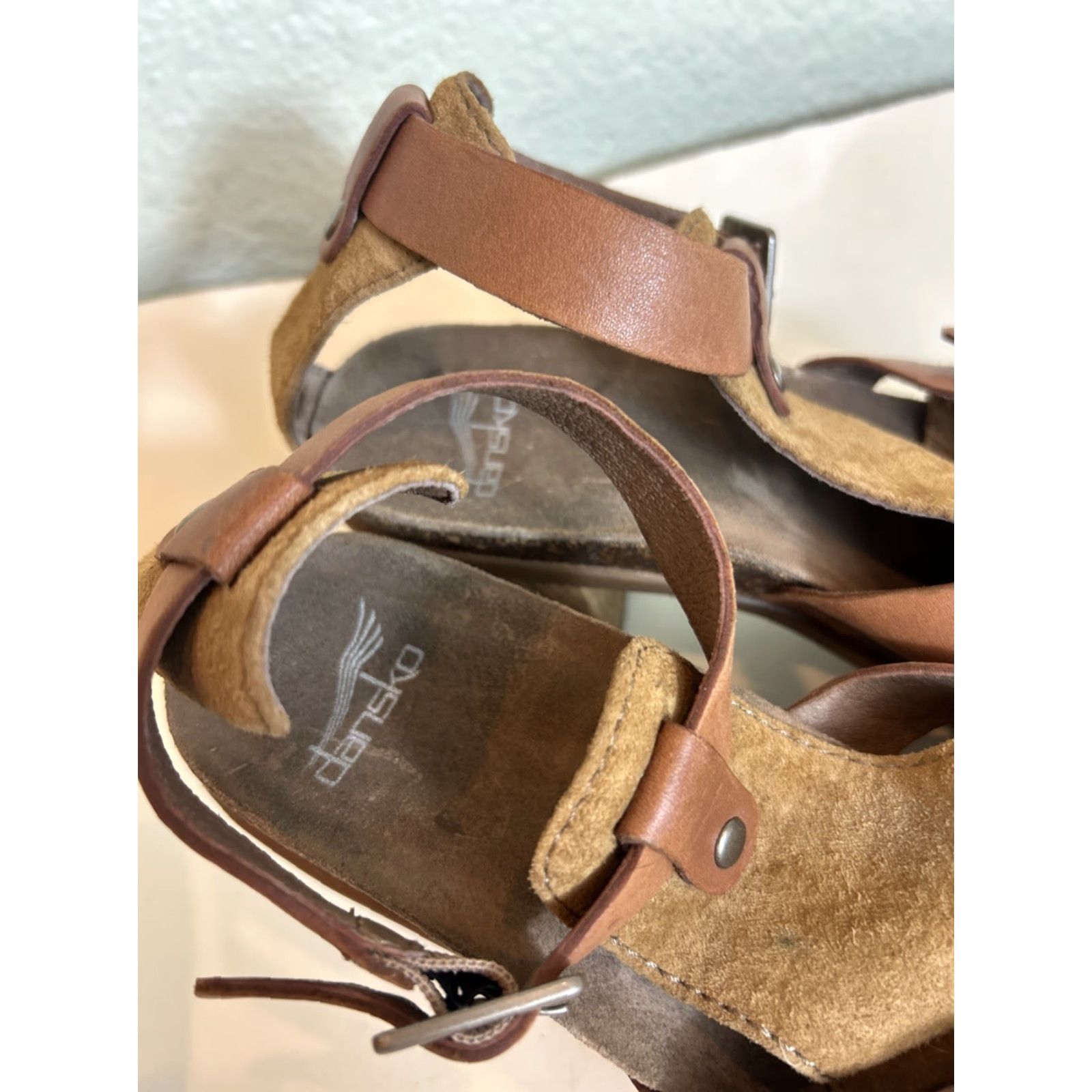 Dansko DANSKO Dominique Leather Suede Chunky Heel Sandal Womens EU 38/US 7.5 Brown Leather Size US 8 / IT 38 - 4 Thumbnail