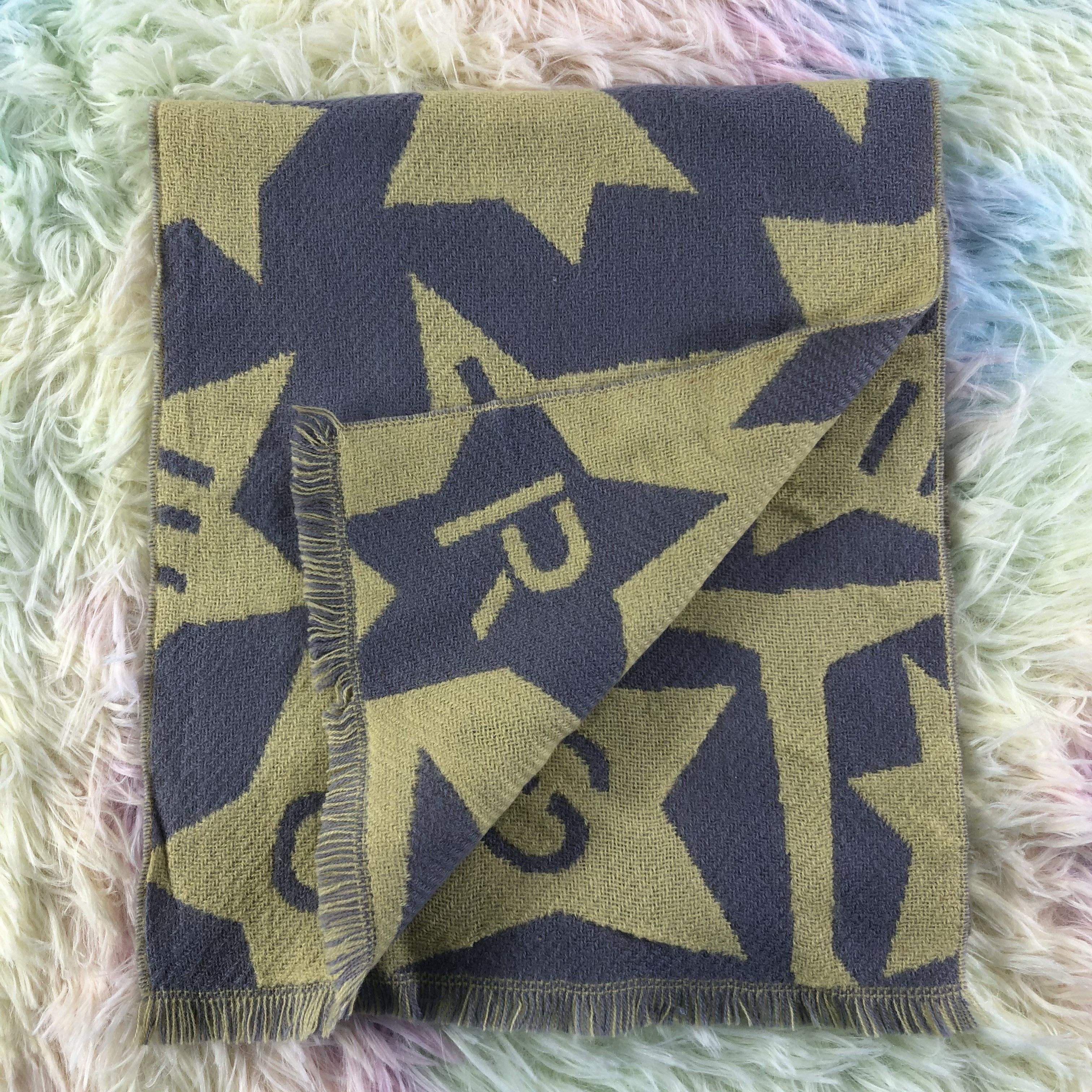 Esprit Esprit Scarf / Muffler / Neckwear - KM241 Size ONE SIZE - 4 Thumbnail