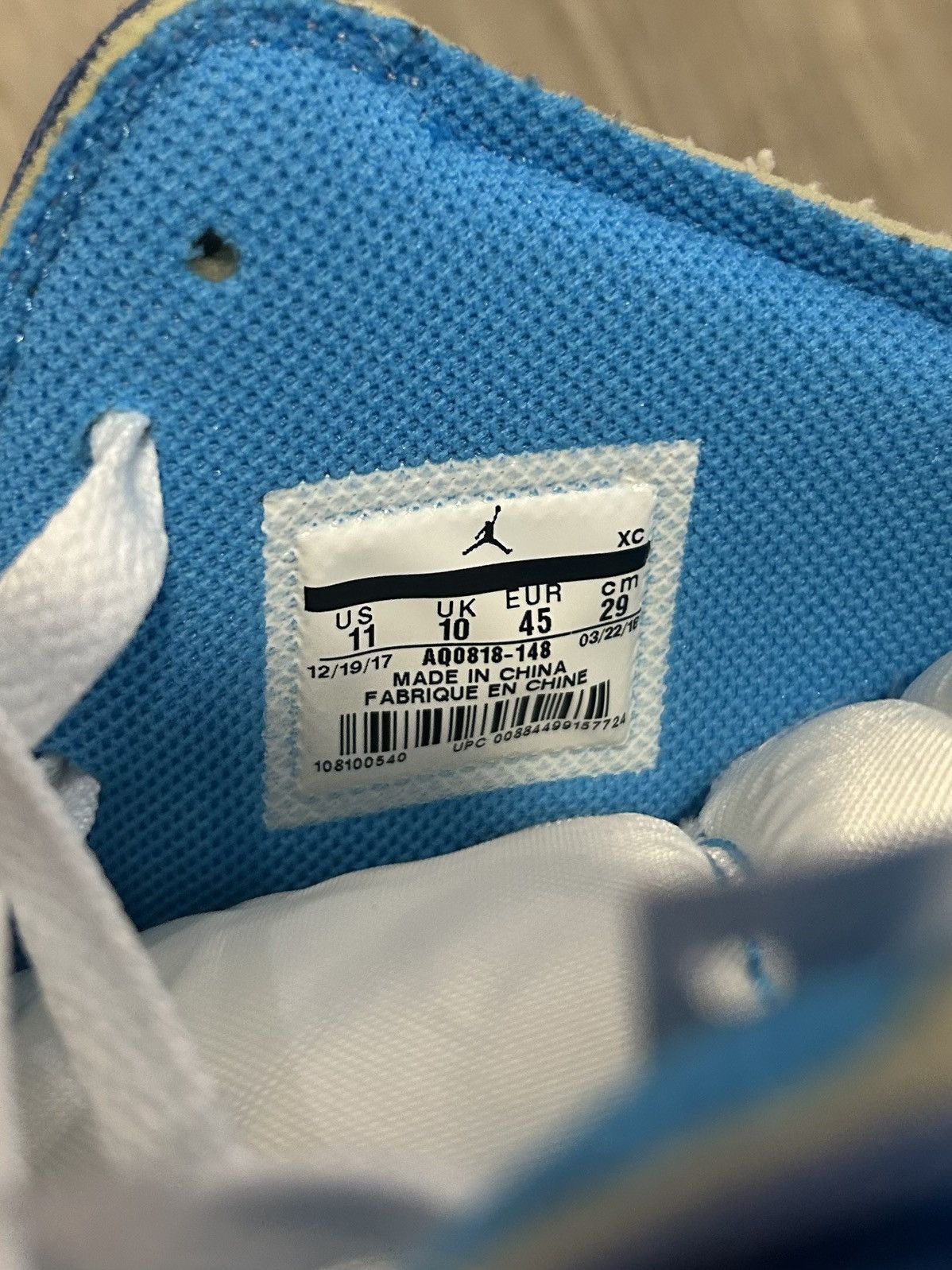 Nike × Off-White Off-White x Air Jordan 1 Retro High ‘OG UNC’ Size US 11 / EU 44 - 17 Thumbnail