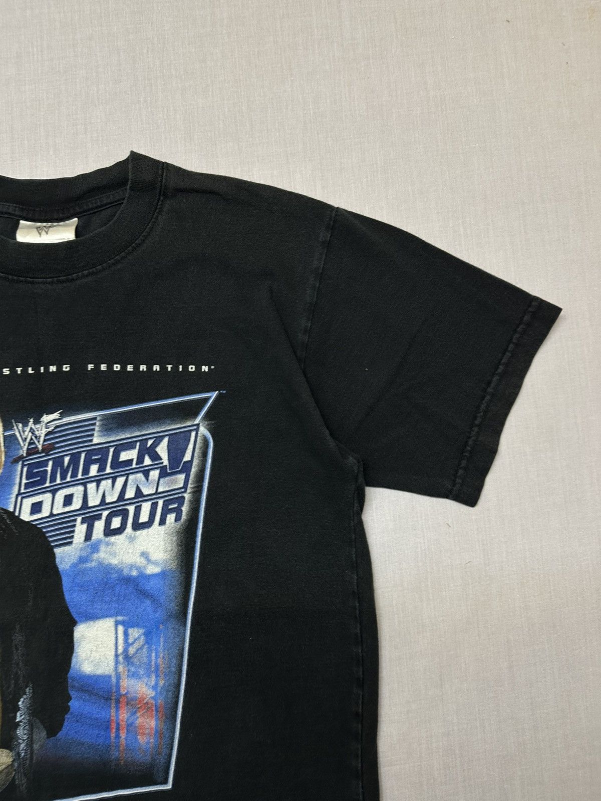 WWF vintage 2002 World Wrestling Federation (WWF)Rock SmackDown. Size US S / EU 44-46 / 1 - 9 Thumbnail