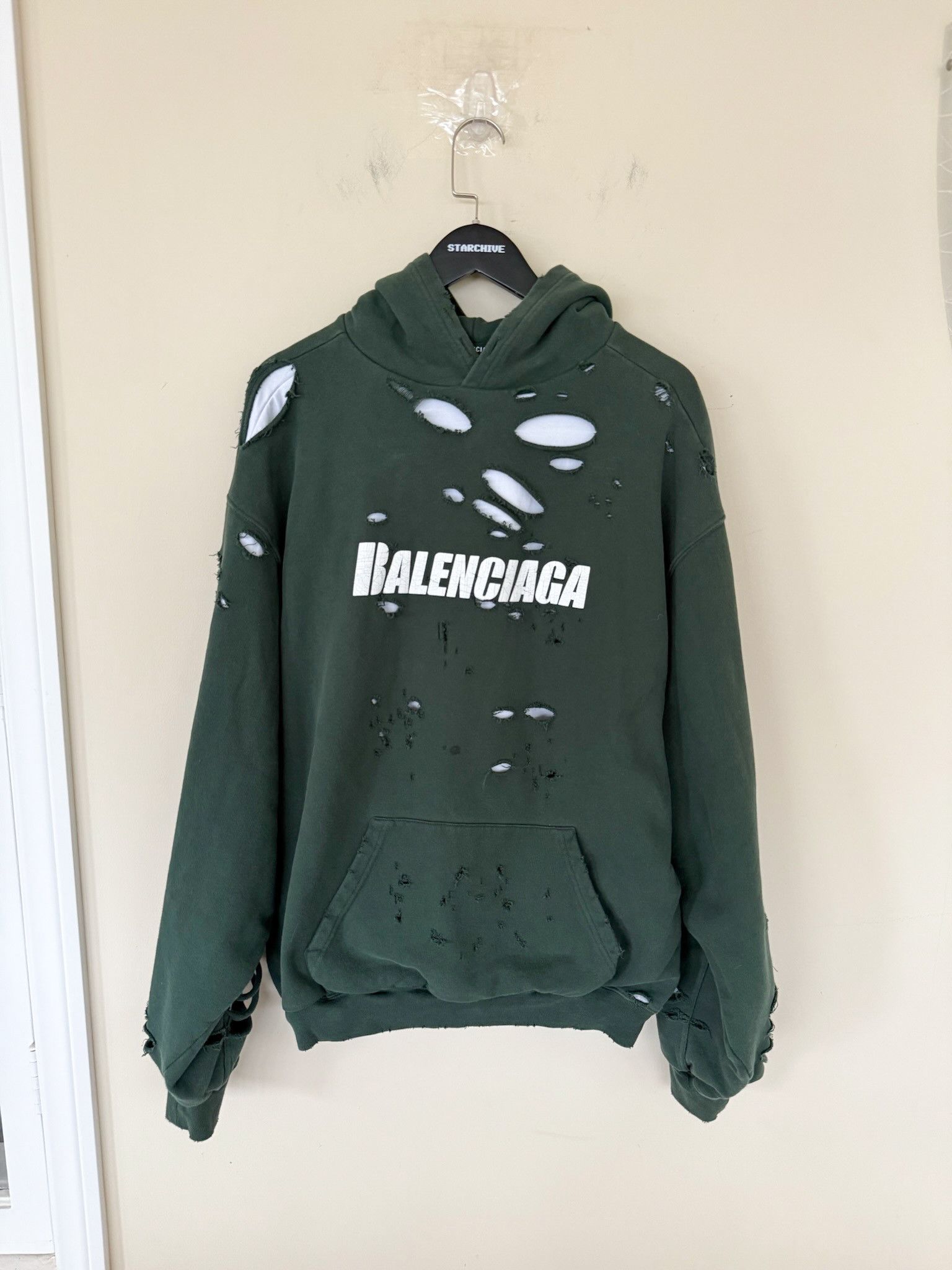 Balenciaga Balenciaga Caps Destroyed Hoodie Size US XS / EU 42 / 0 - 1 Thumbnail