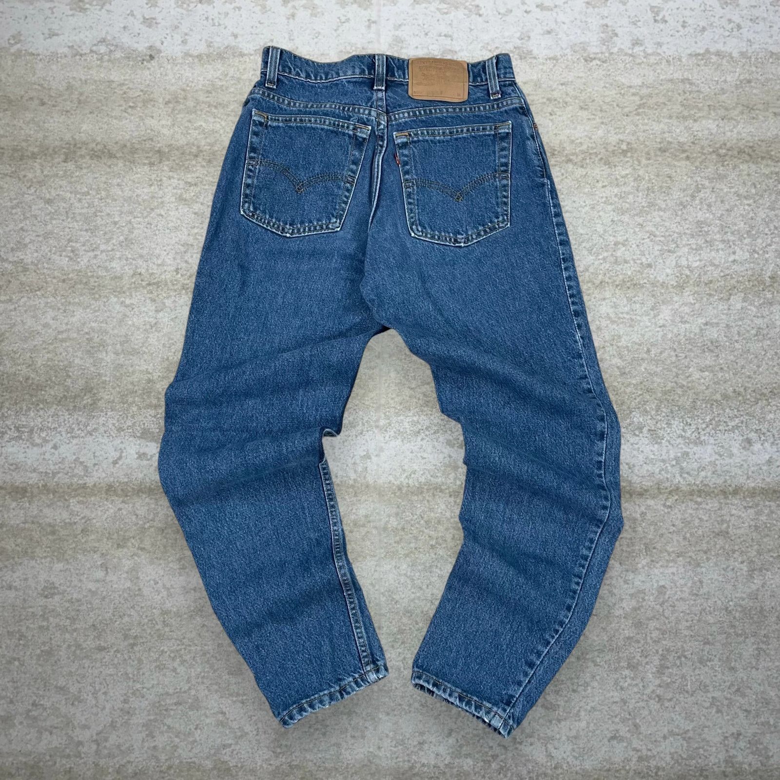 Levi's Vintage 90s Levis Jeans 550 Womens 9 Relaxed Fit Medium Wash Size 32" / US 10 / IT 46 - 1 Thumbnail
