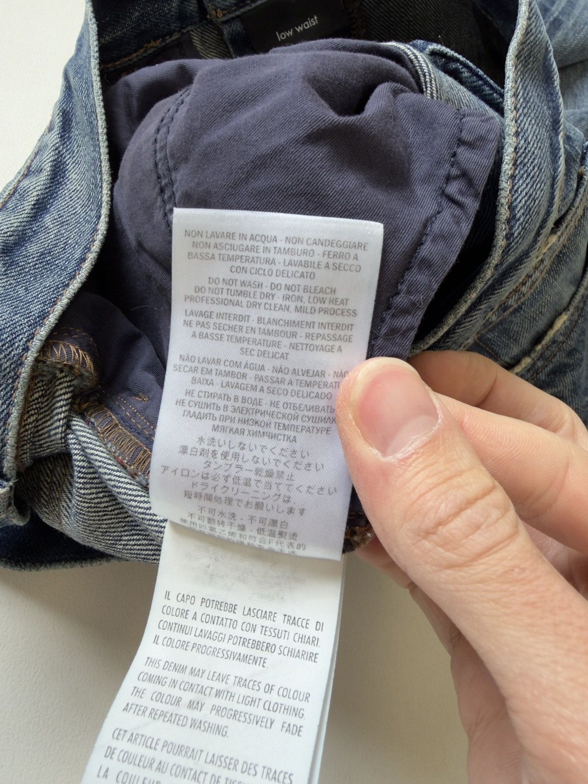 Gucci Early 2010s Washed Blue Skinny Jeans Size US 34 / EU 50 - 14 Thumbnail