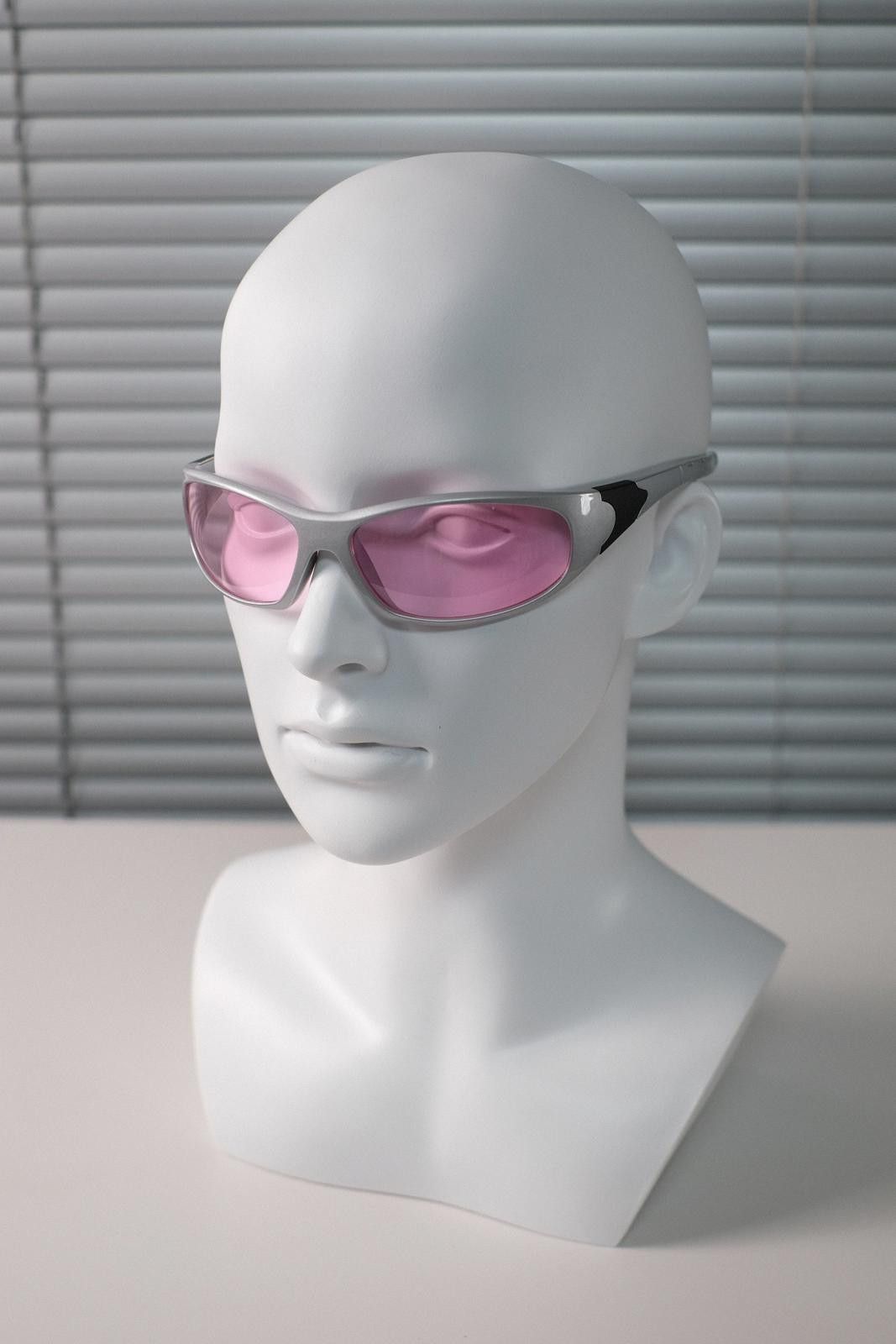 Japanese Brand Vtg Vintage Y2k Futuristic Black Sunglasses Unisex OS Size ONE SIZE - 1 Thumbnail