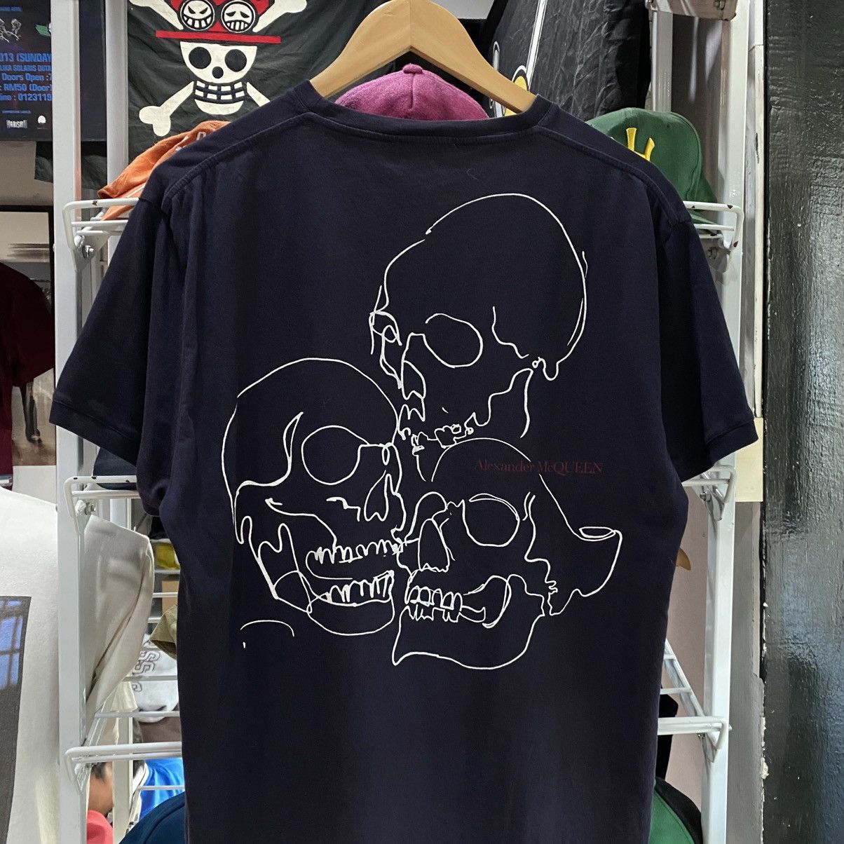 Alexander McQueen × Vintage Vintage Alexander McQueen 3 Skulls T-shirt Y2K S Oversized Size US S / EU 44-46 / 1 - 3 Thumbnail