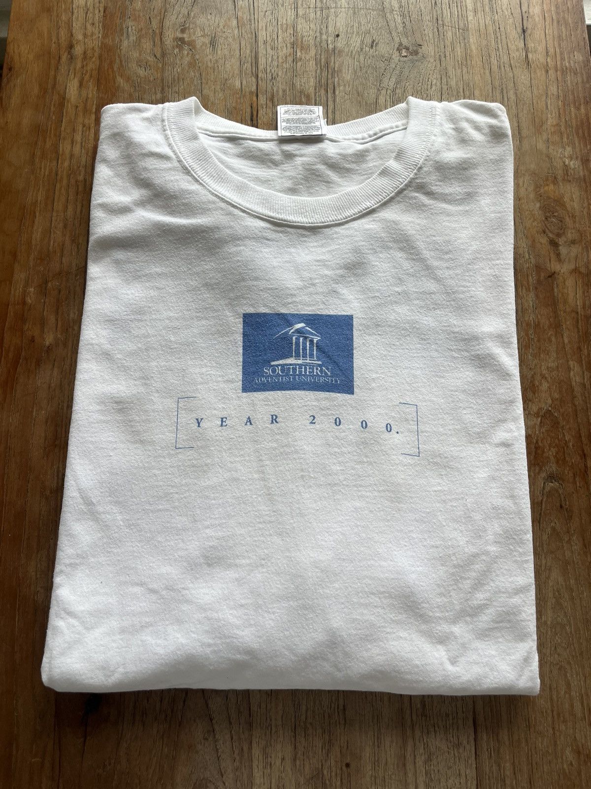 Vintage Vintage SOUTHERN ADVENTIST UNIVERSE YEAR 2000’s Tshirt Size US XL / EU 56 / 4 - 1 Thumbnail