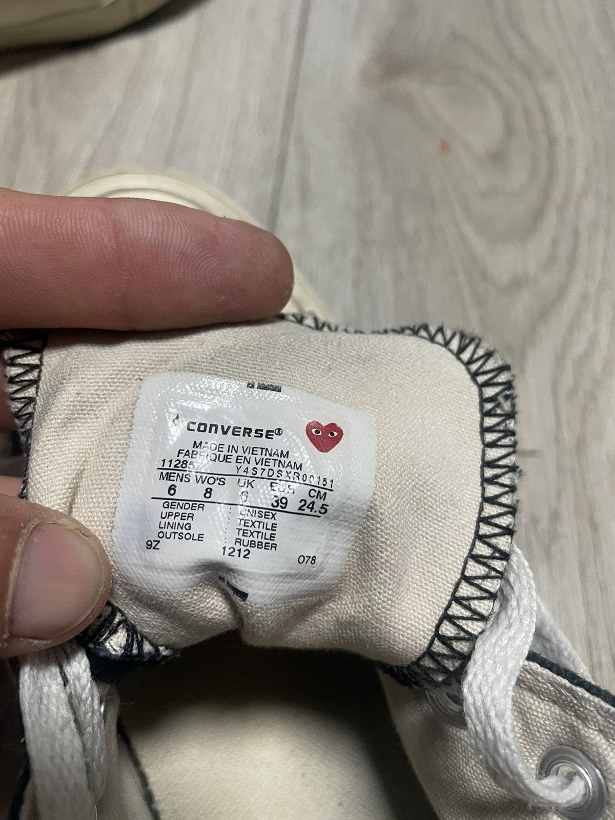 Comme des Garcons Comme des Garçons x Converse Play Black Low Sneakers US 6 Size US 6 / EU 39 - 11 Thumbnail