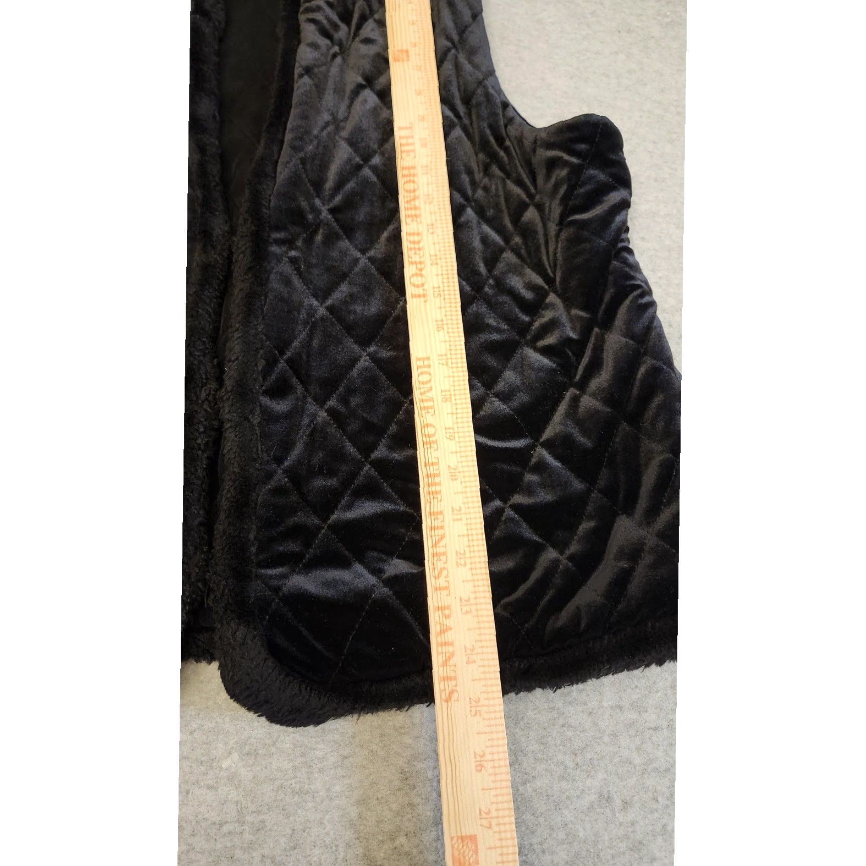 Vintage Chicos Travelers Vest Womens 3 Black Quilted Velvet Faux Fur Trim Reversible Size XS / US 0-2 / IT 36-38 - 5 Thumbnail