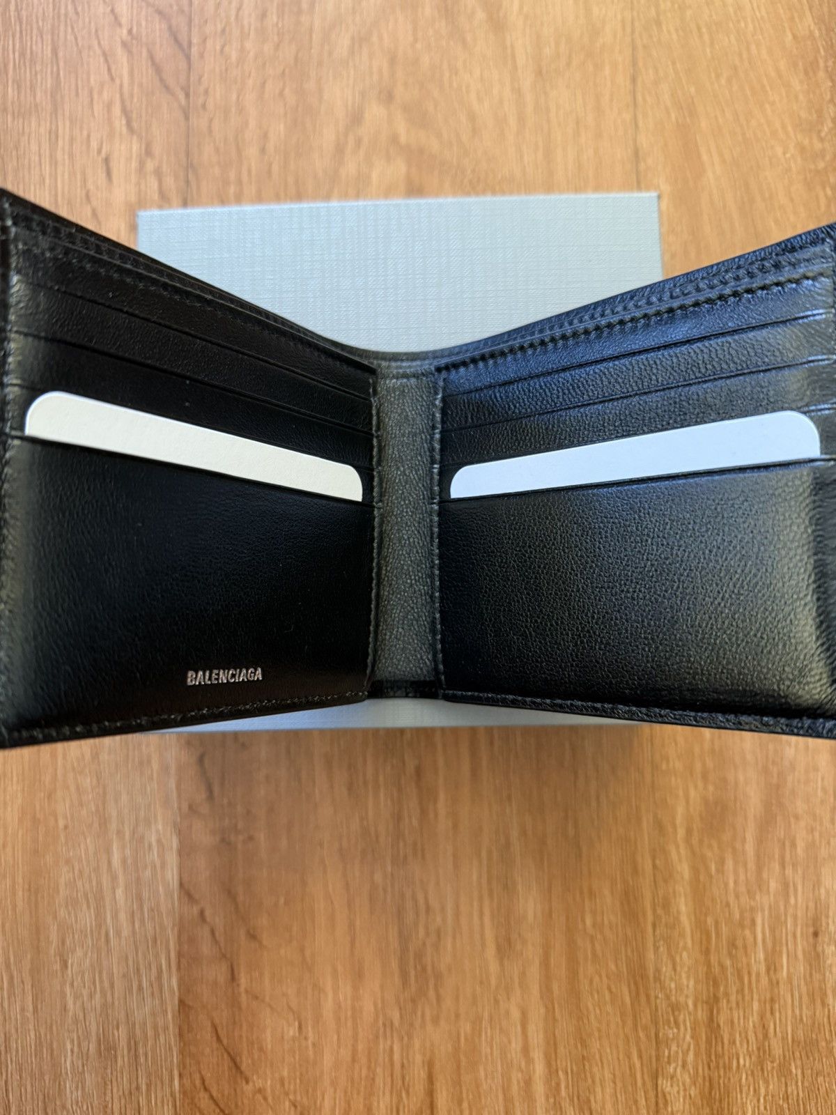 Balenciaga BB Monogram Bi-Fold Size ONE SIZE - 3 Thumbnail