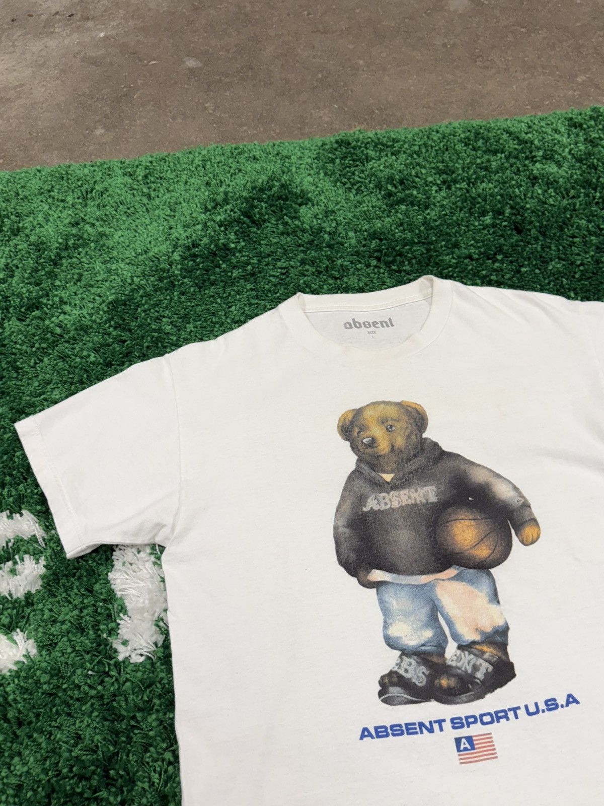 Absent Absent Sport USA Retro Bear Logo Tee White Large FTP Size US L / EU 52-54 / 3 - 2 Thumbnail