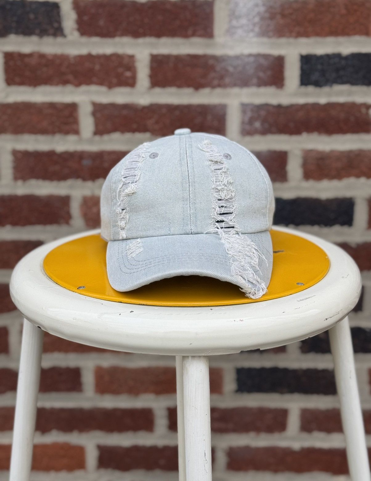 Vintage Vintage Y2K Denim Distressed Cap Size ONE SIZE - 1 Thumbnail