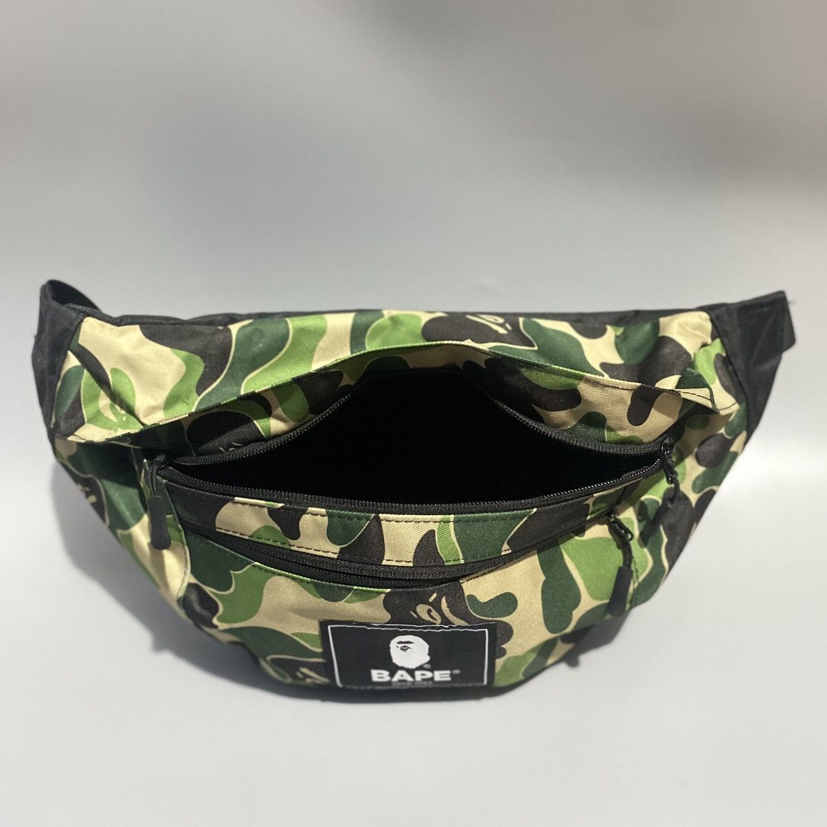 Bape Bape Magazine Waist/Fanny Pack Size ONE SIZE - 7 Thumbnail