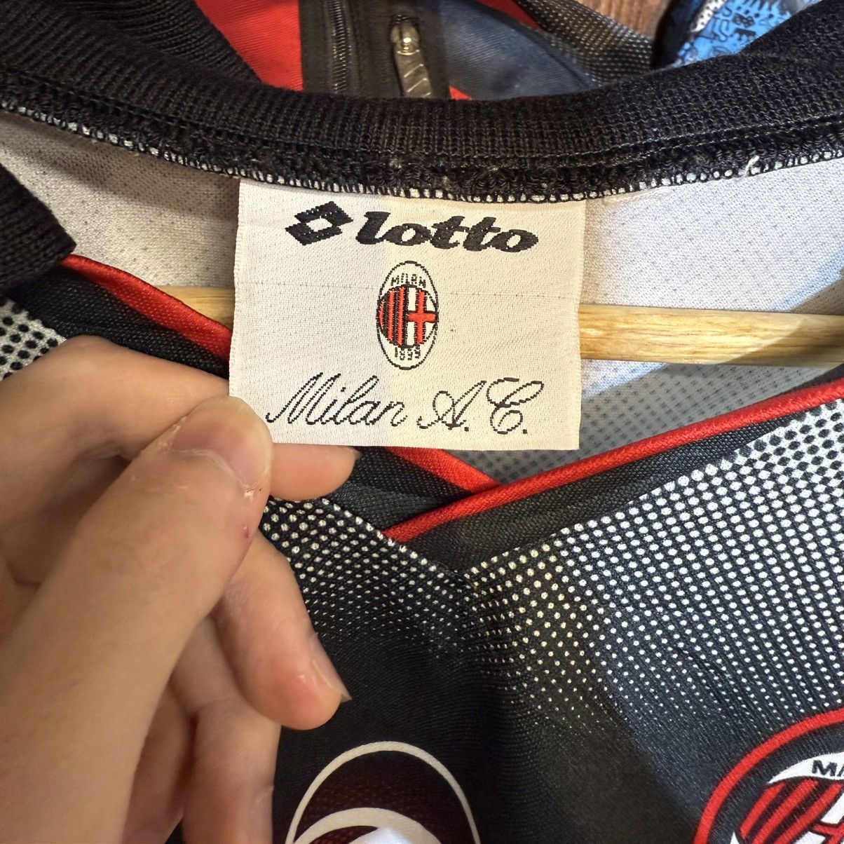 Lotto Sport Lotto AC milan training kit 94/95, size L Size US L / EU 52-54 / 3 - 3 Thumbnail
