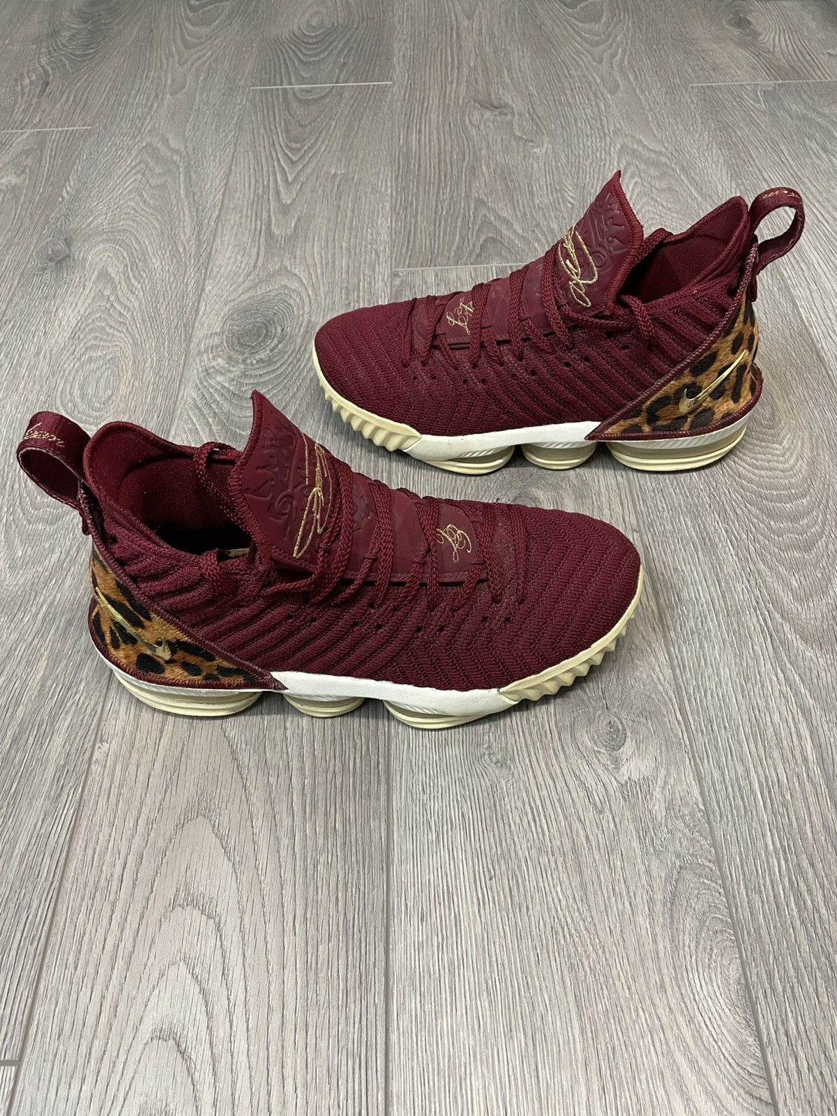Nike Nike lebron 16 king red burgundy and leopard size 8 Size US 8 / EU 41 - 1 Thumbnail