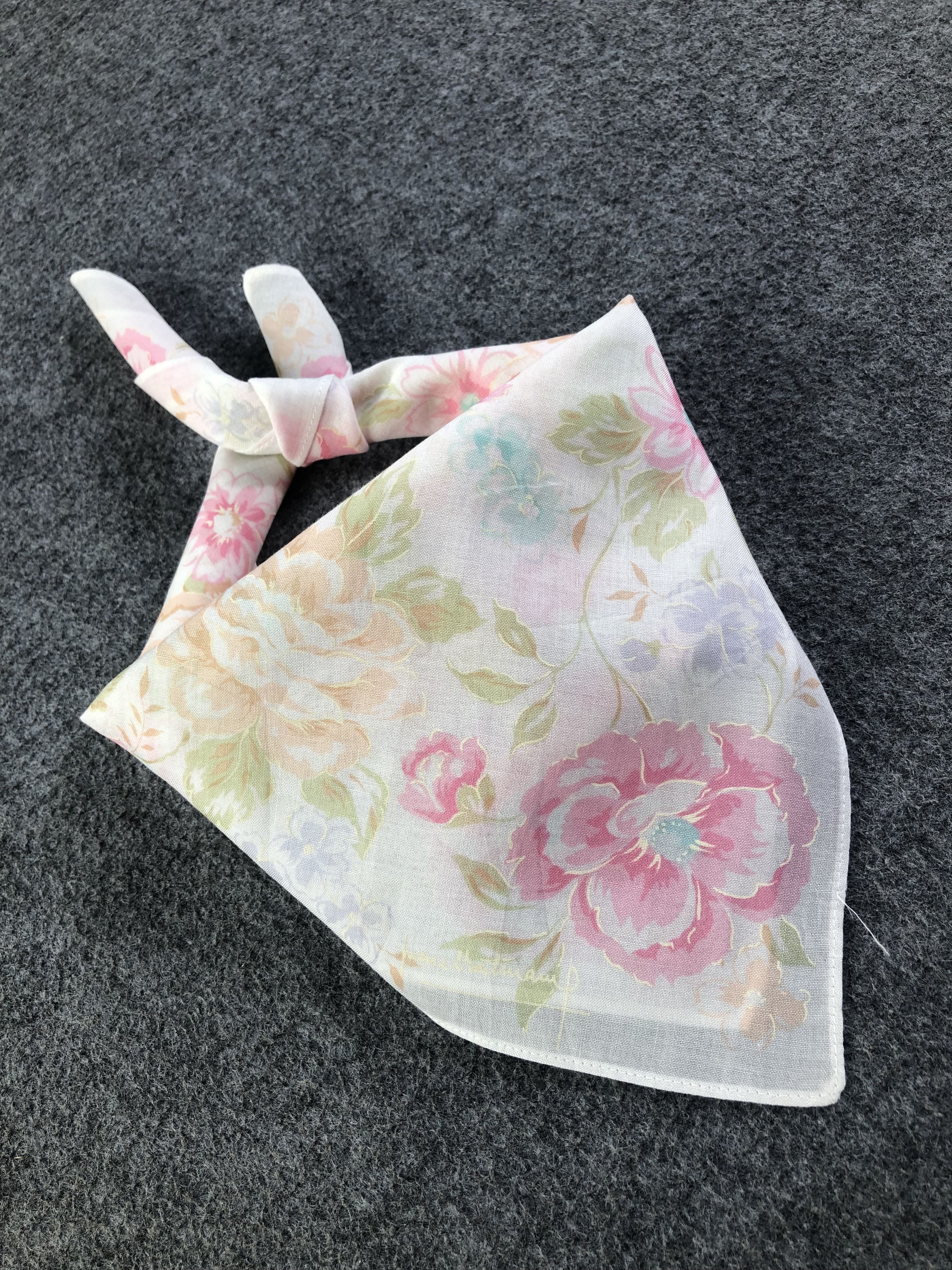 Pierre Balmain Pierre Balmain Handkerchief / Bandana / Neckerchief Size ONE SIZE - 1 Thumbnail