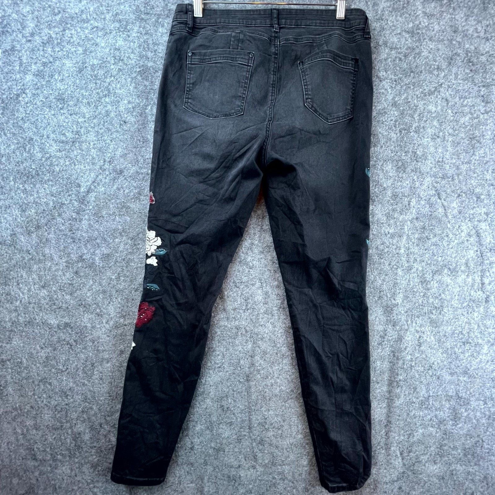 Jennifer Lopez Jennifer Lopez Super Skinny Jeans Womens 12 Black Floral Y2K Size 34" / US 12 / IT 48 - 2 Thumbnail