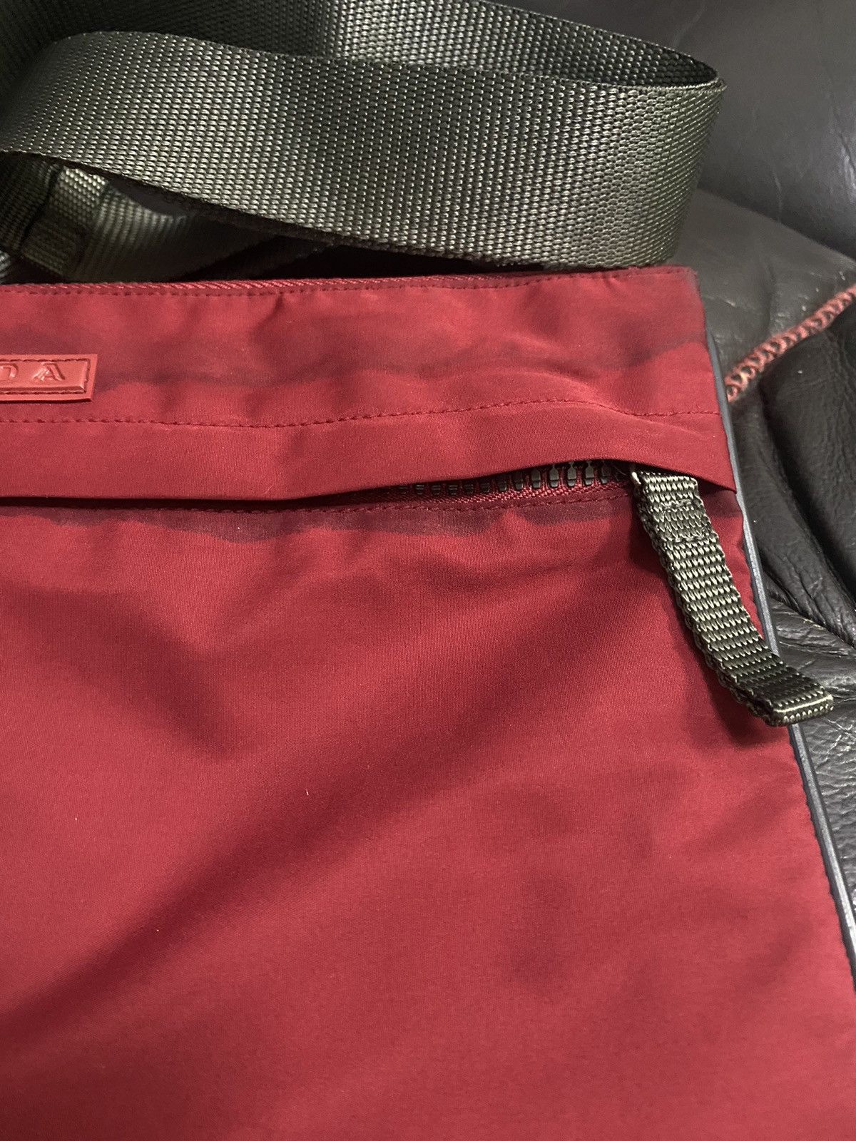 Prada Authentic Prada Art.4VA032 Mat.JAY Crossbody Bag Size ONE SIZE - 4 Thumbnail