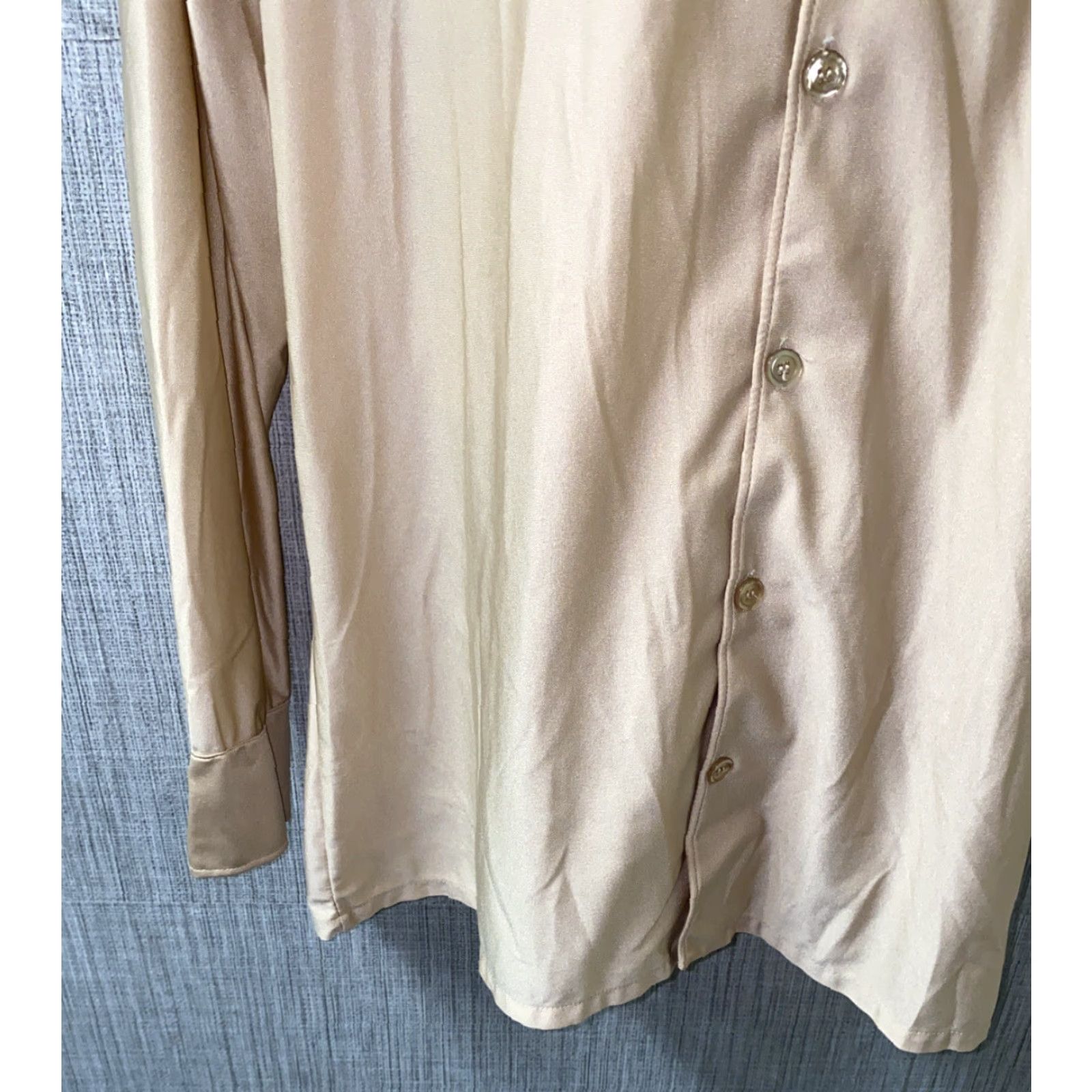 Vintage Nylon Beige Shirt Long Sleeve Button Front Mens XLT USA Made Casual Size US XL / EU 56 / 4 - 4 Thumbnail