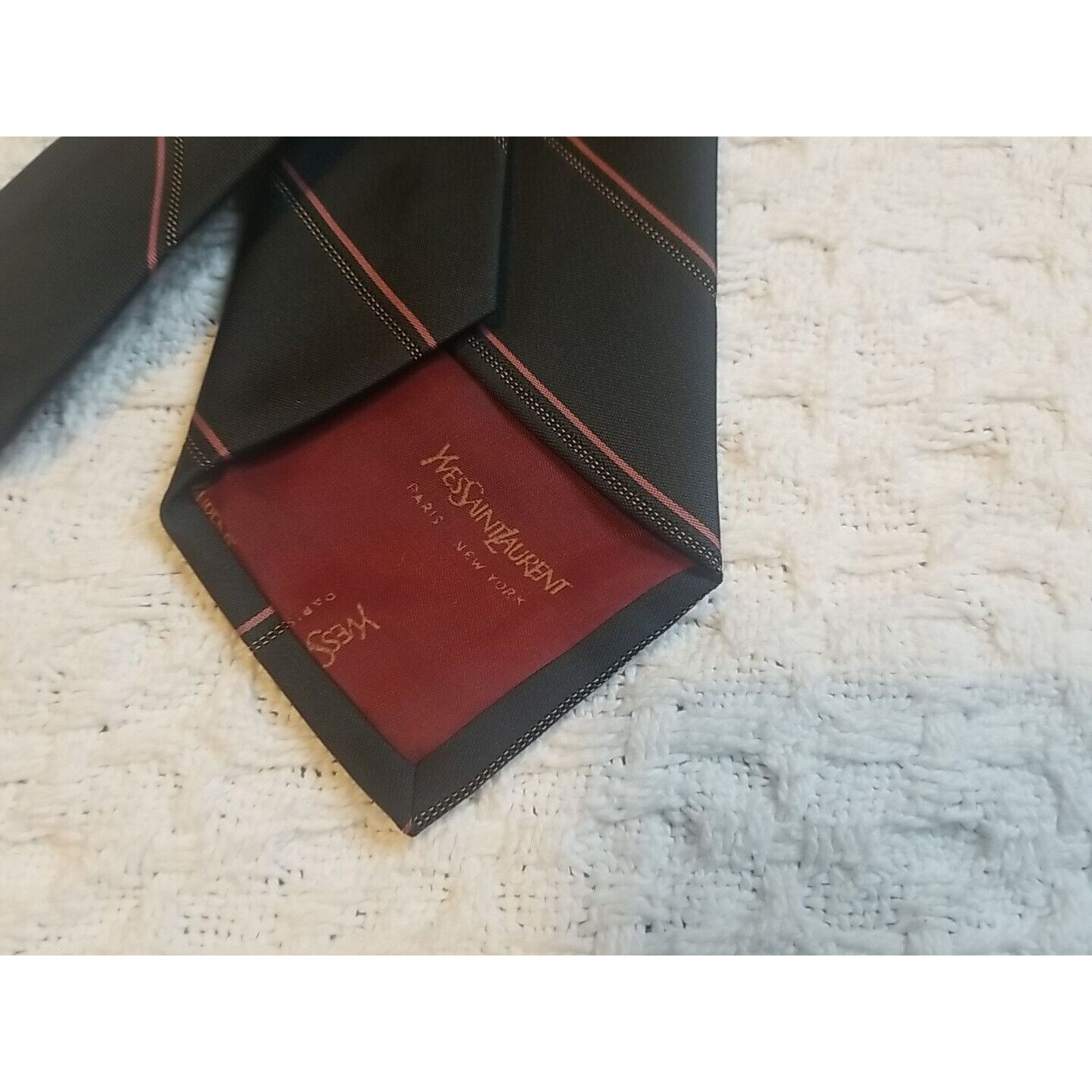 (di)vision YSL Yves Saint Laurent Vintage Mens Blue Pink Pinstripe Tie Size ONE SIZE - 7 Thumbnail